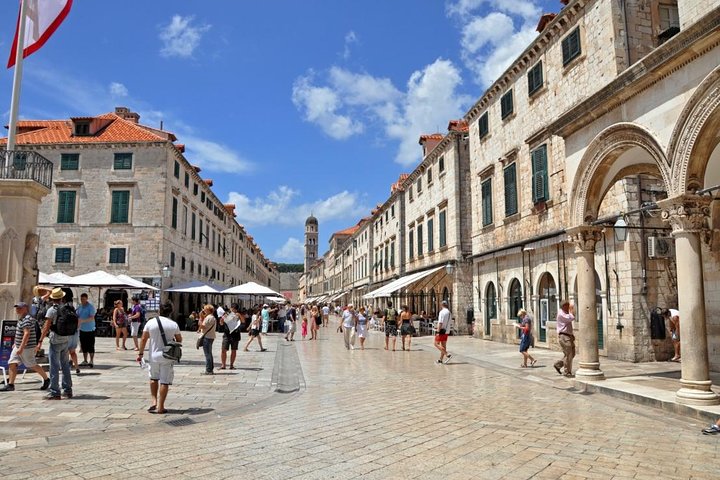 Budva to Dubrovnik one way transfer - Photo 2