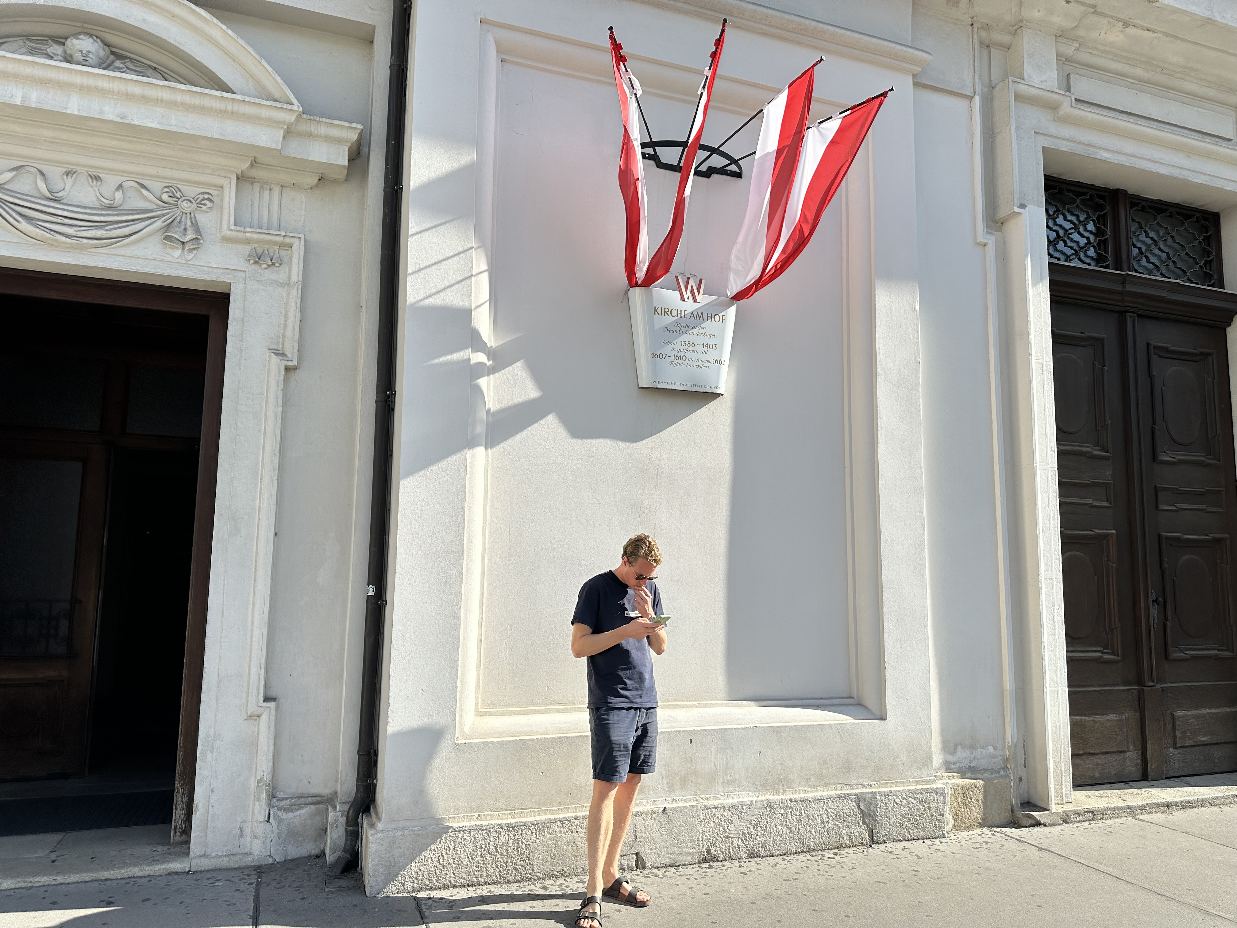 Self-Guided Secrets of Vienna Exploration Game