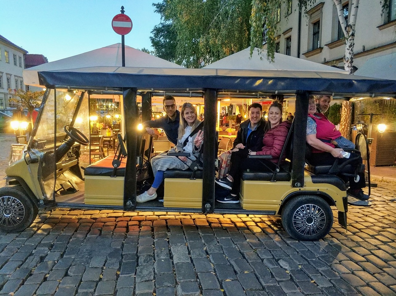 Krakow: Kazimierz Quarter and former Jewish Ghetto Sightseeing by Electric Golf Cart