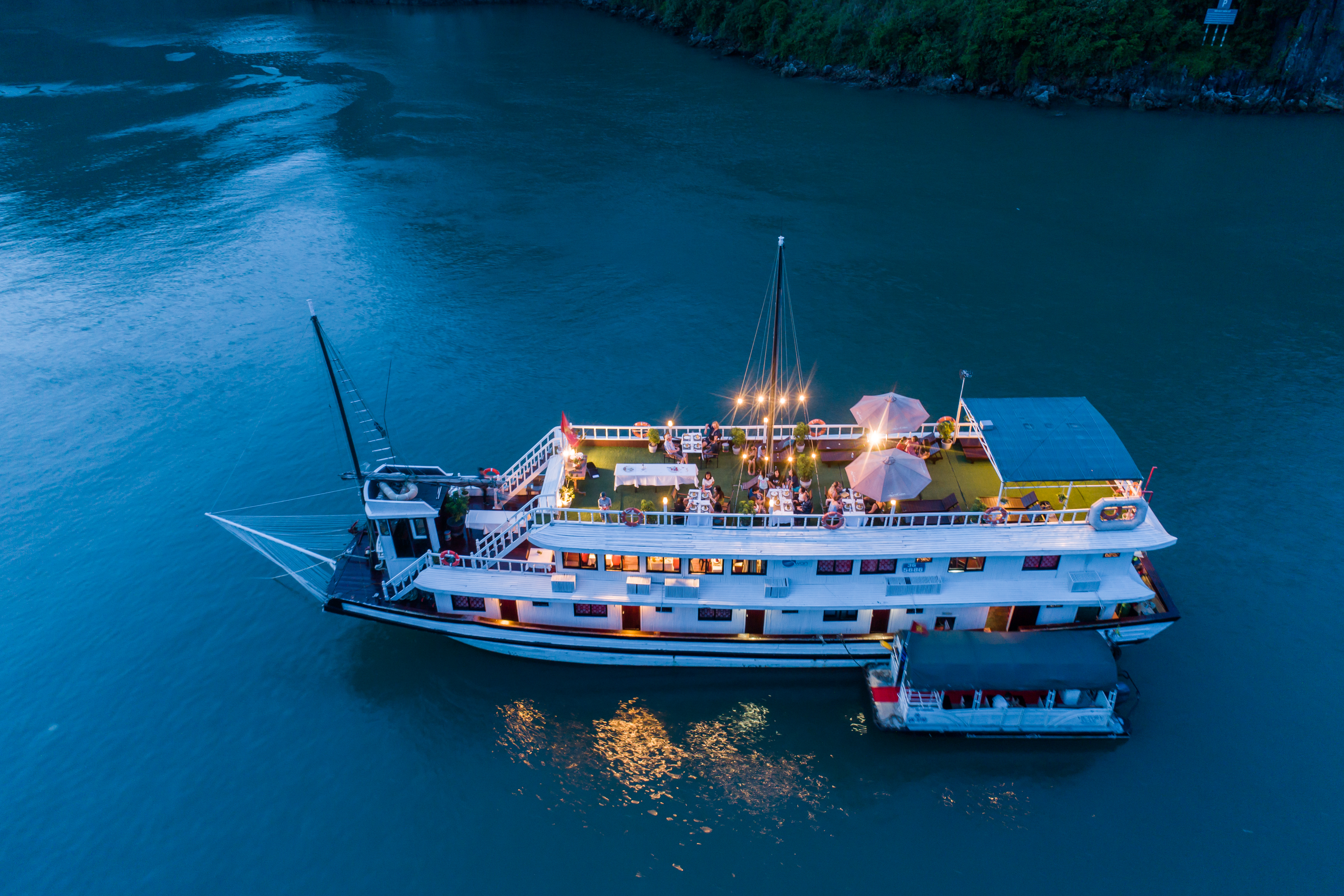 Private 10 Day Tour From The North to Central of Vietnam – Image 2 | WeShare