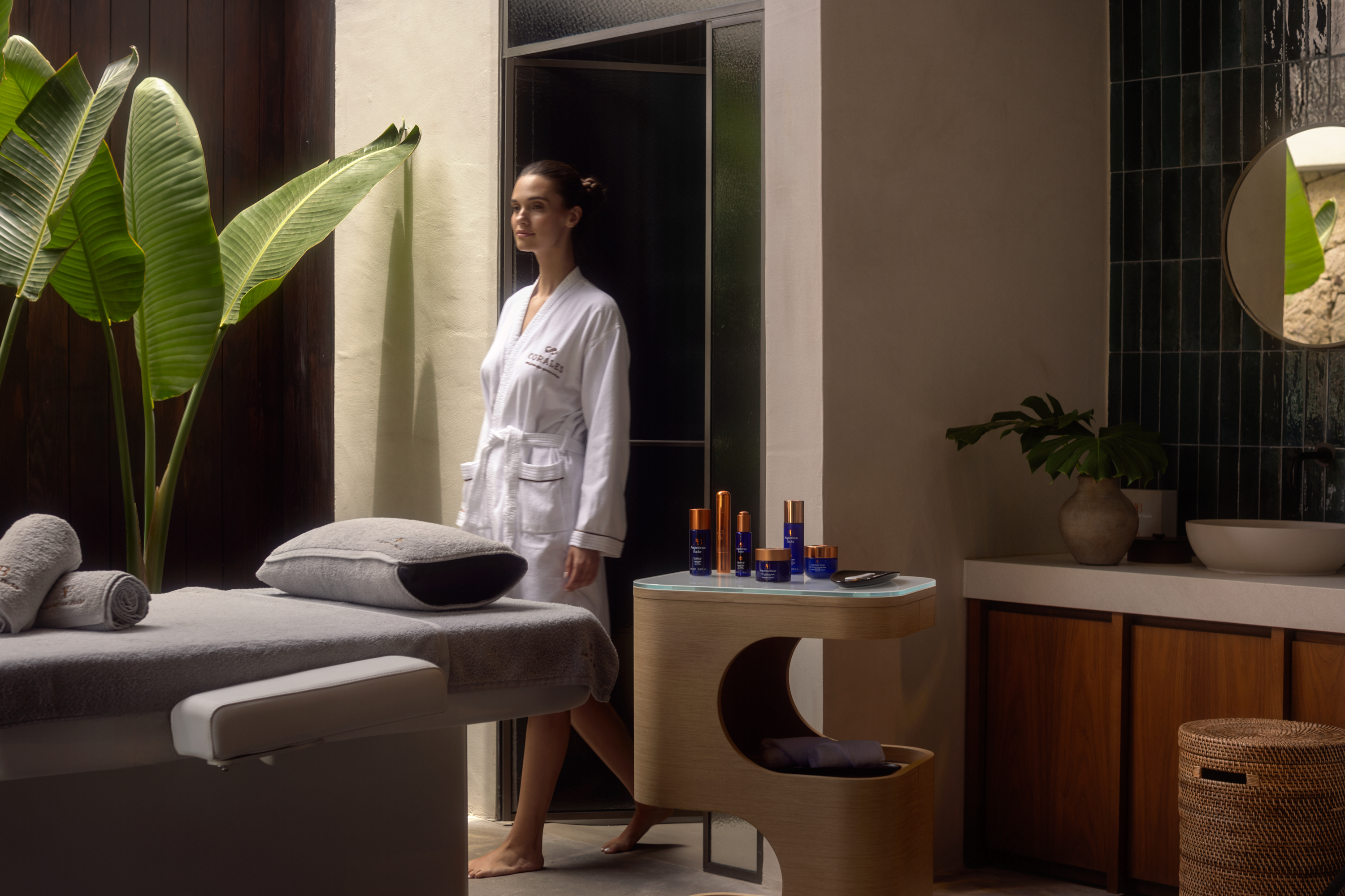 Ritual de Luz y Bienestar: Navidad de Lujo en RH Corales Villas