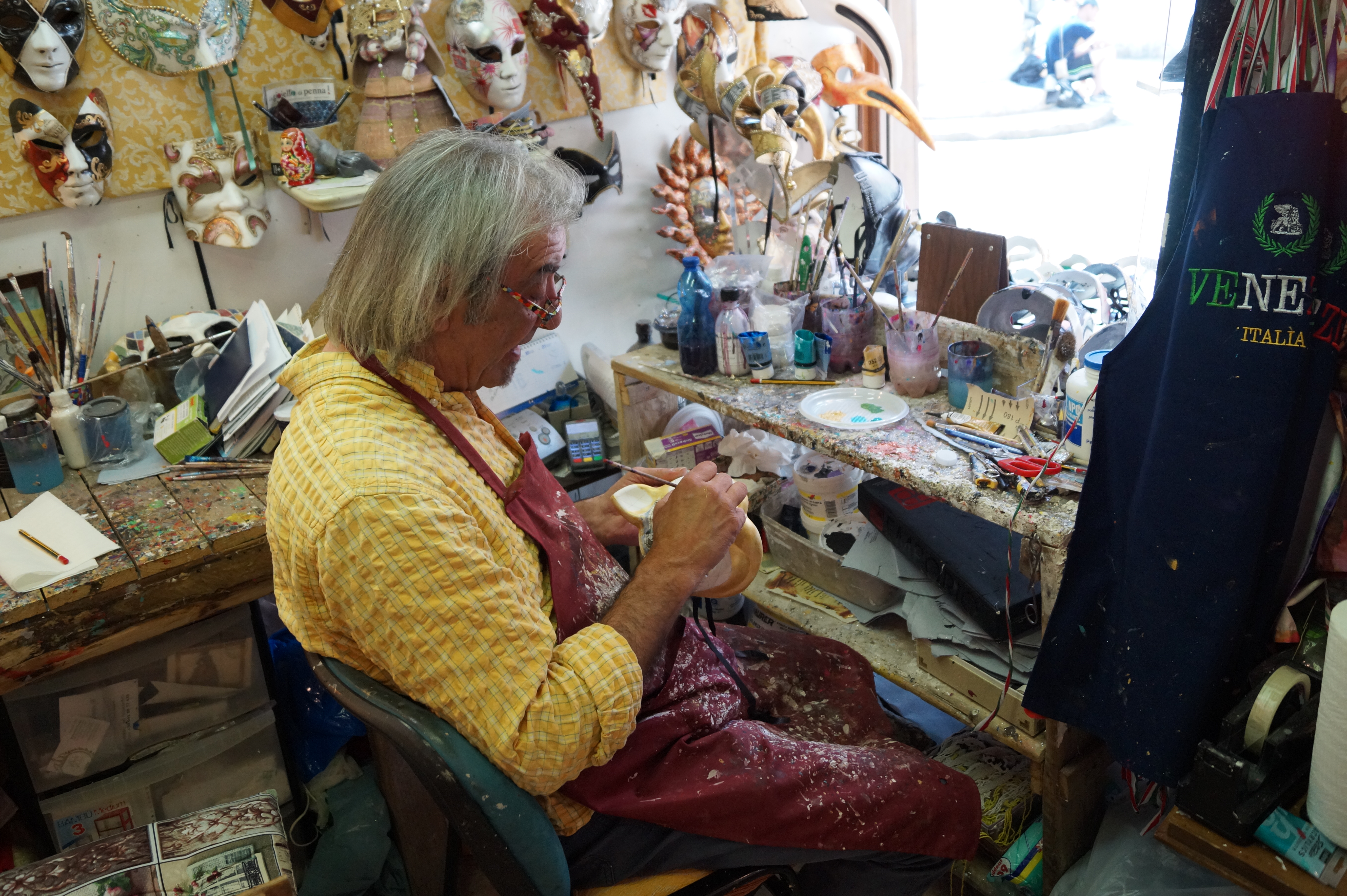 Creative Artisan Mask Decoration Workshop - Photo 3