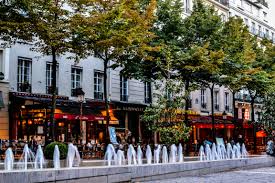 Latin Quater Guided Walking Tour with Hop On Hop Off Discovery Bus Tour – Image 1 | WeShare