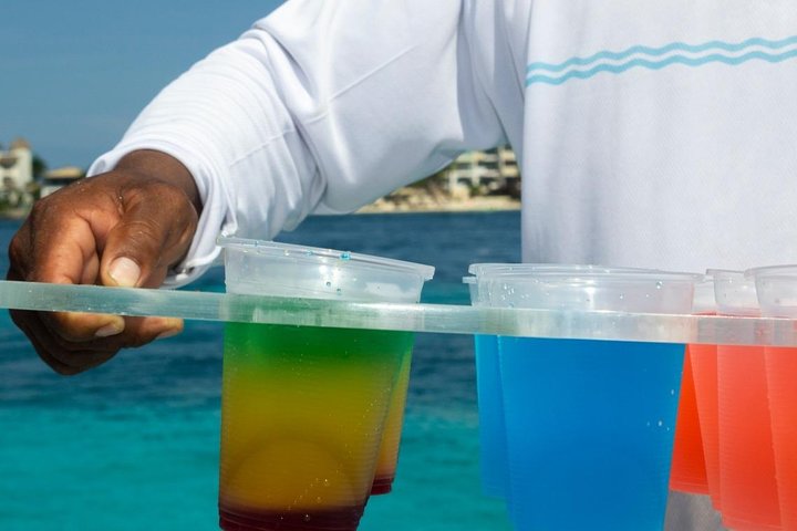 Isla Mujeres: Her Şey Dahil Katamaran Turu