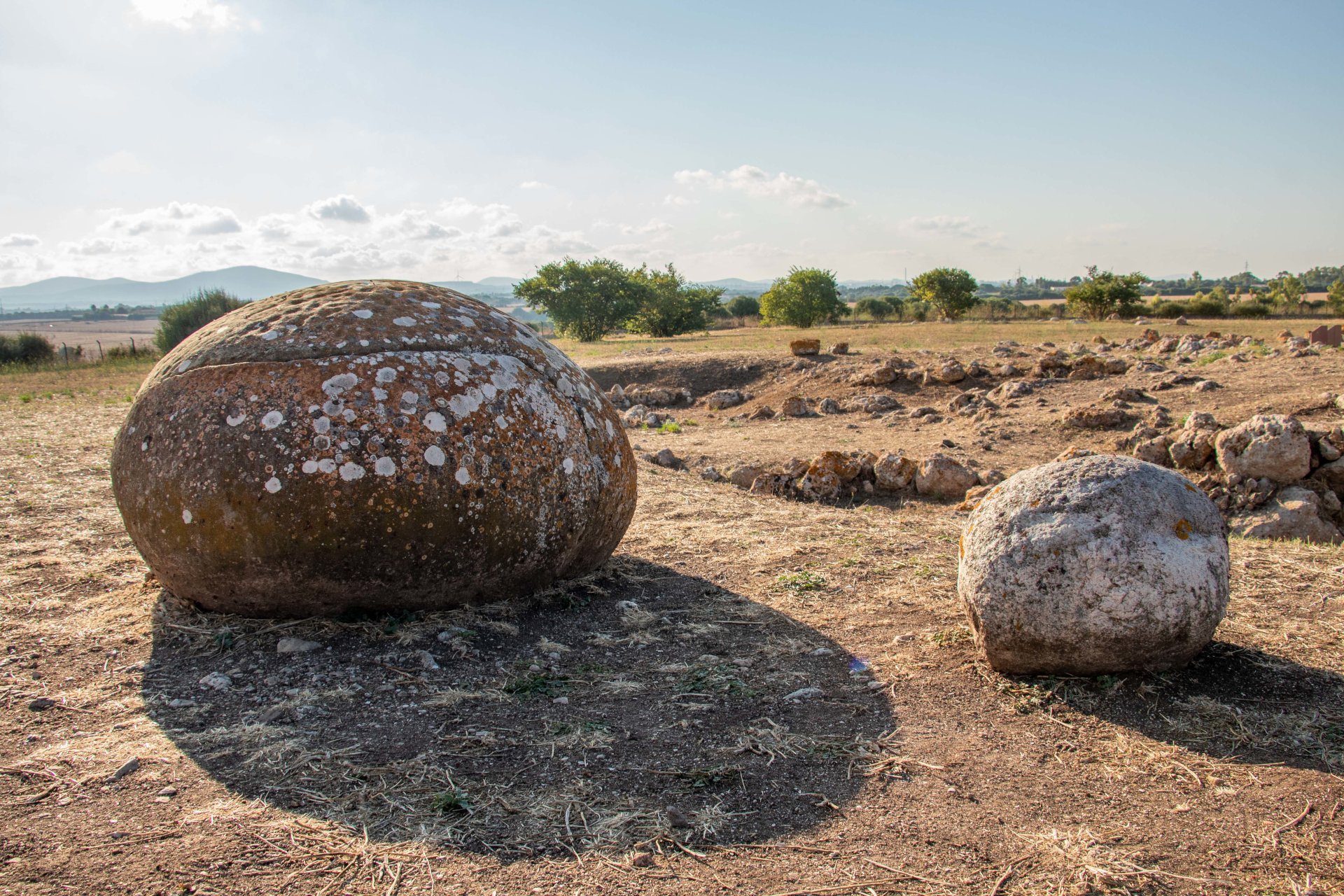 Porto Torres: archaeological tour in Monte d'Accoddi and Su Crucifissu Mannu - Photo 2