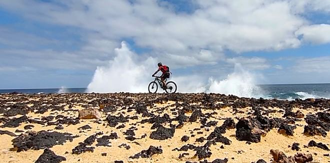 E-bike Tour: Desde la Costa de Mala a las cumbres de Teguise (salidas solo desde Costa Teguise)