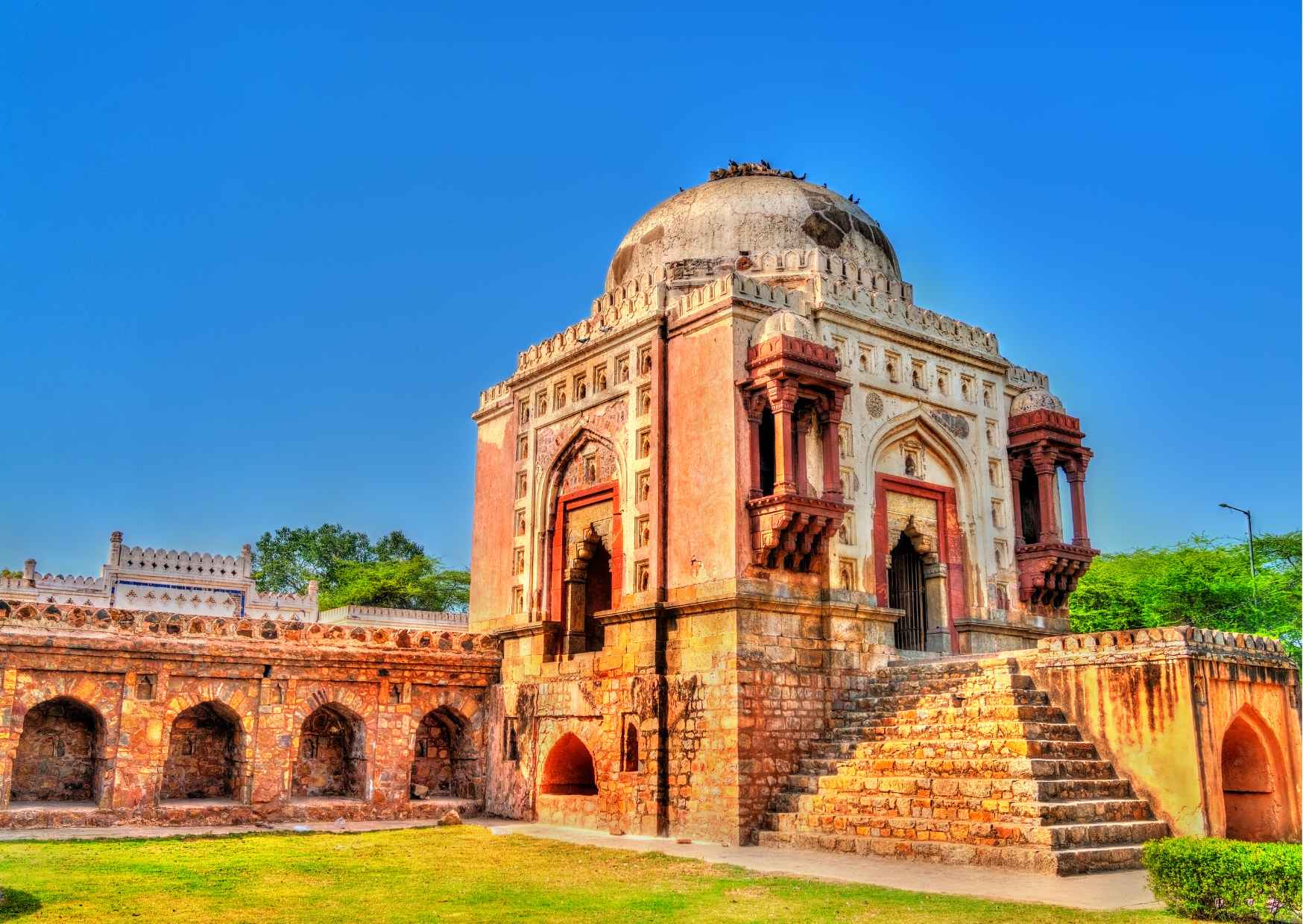 Walk through Mehrauli Archaeological Park Delhi - Photo 4