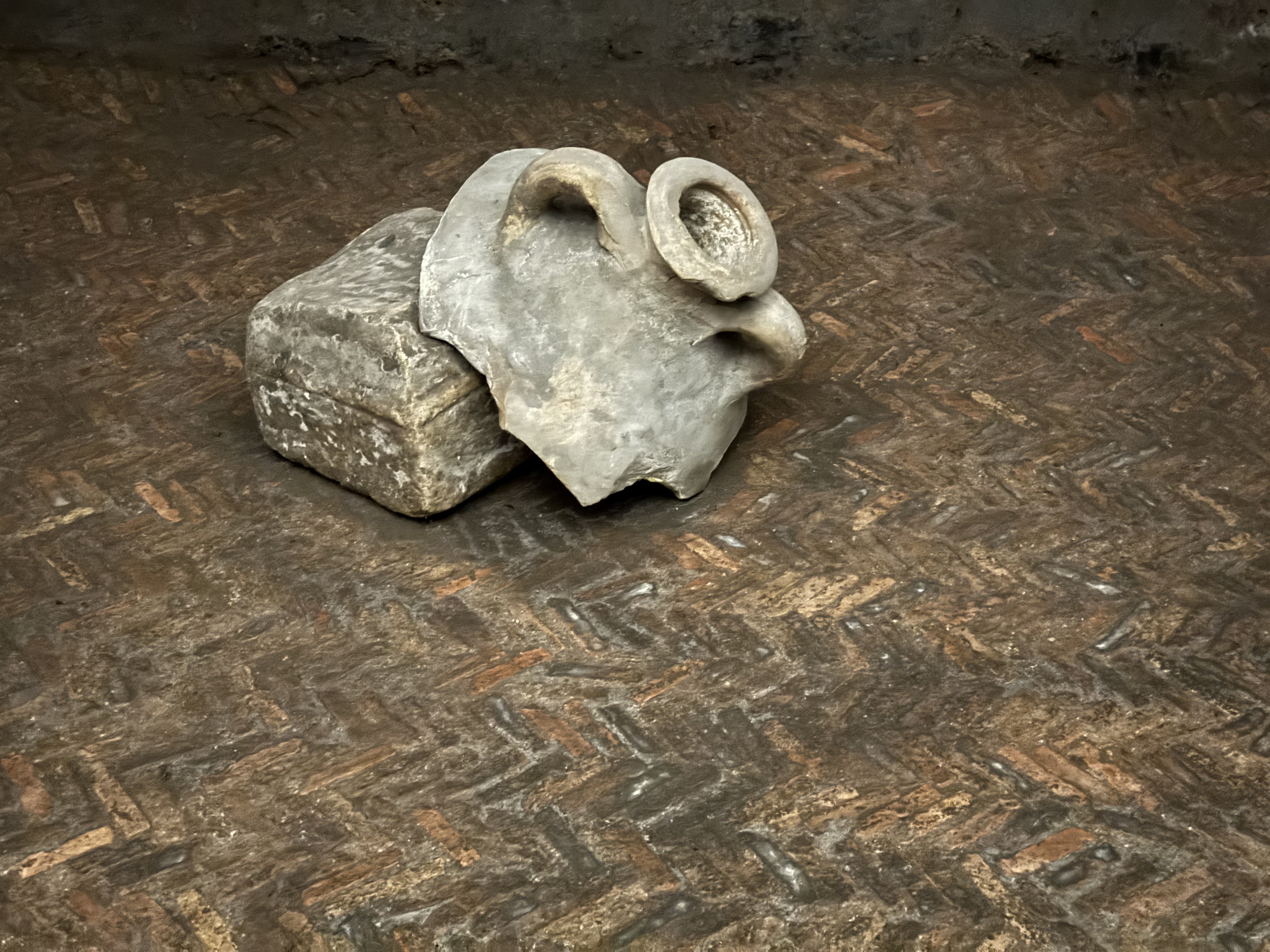 San Clemente Bazilikası Yeraltı Özel Turu