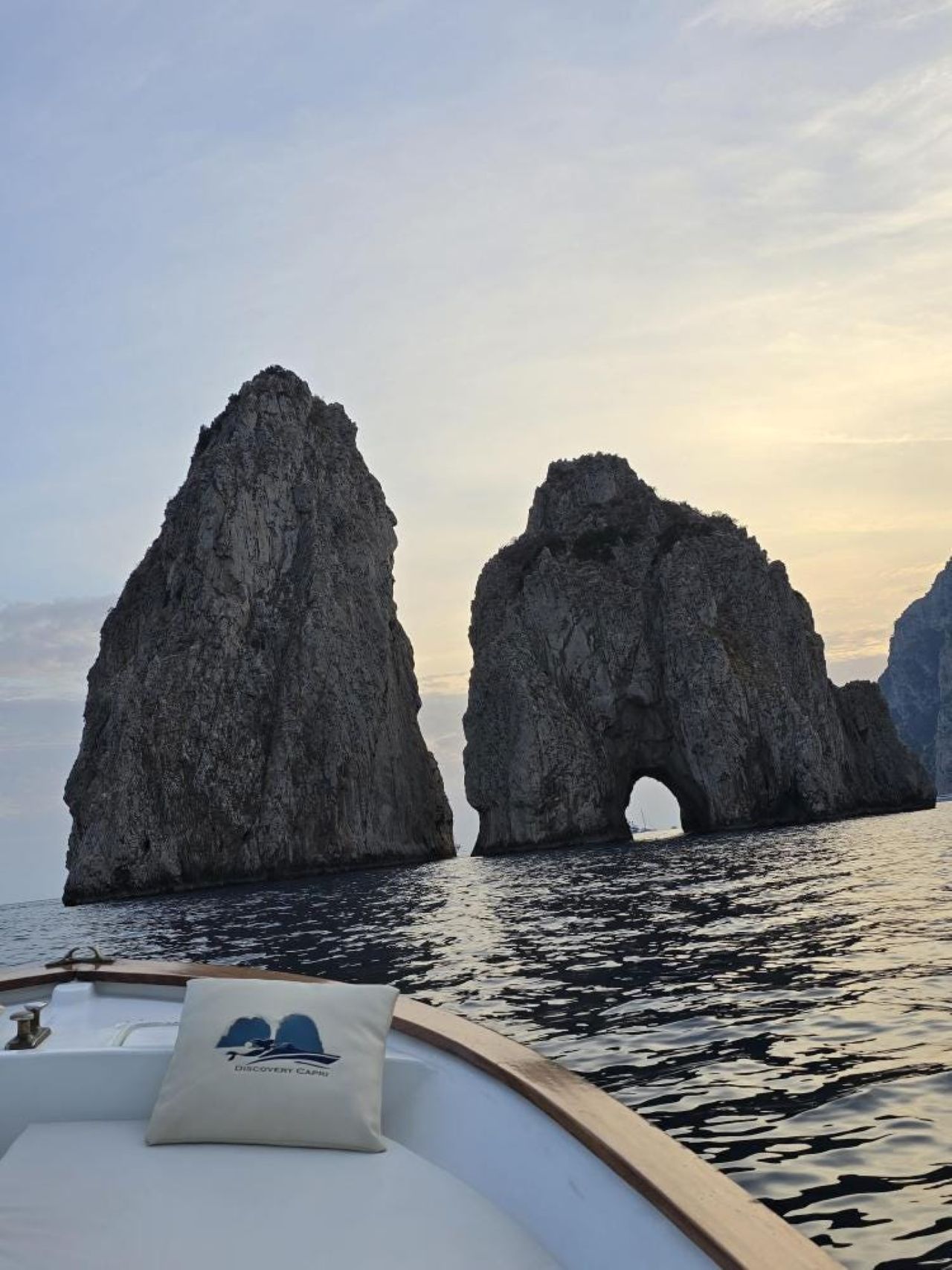 Capri: Experience the magic of the island with an unforgettable Sunset Tour - Photo 4