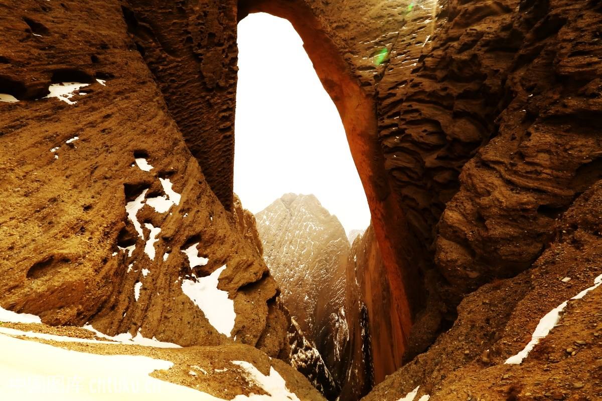 Excursión privada de un día con todo incluido al arco de Shipton desde Kashgar
