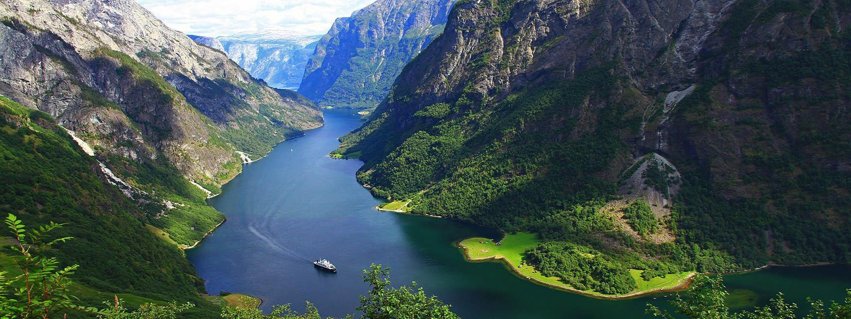 Private Hardanger in miniature from Bergen