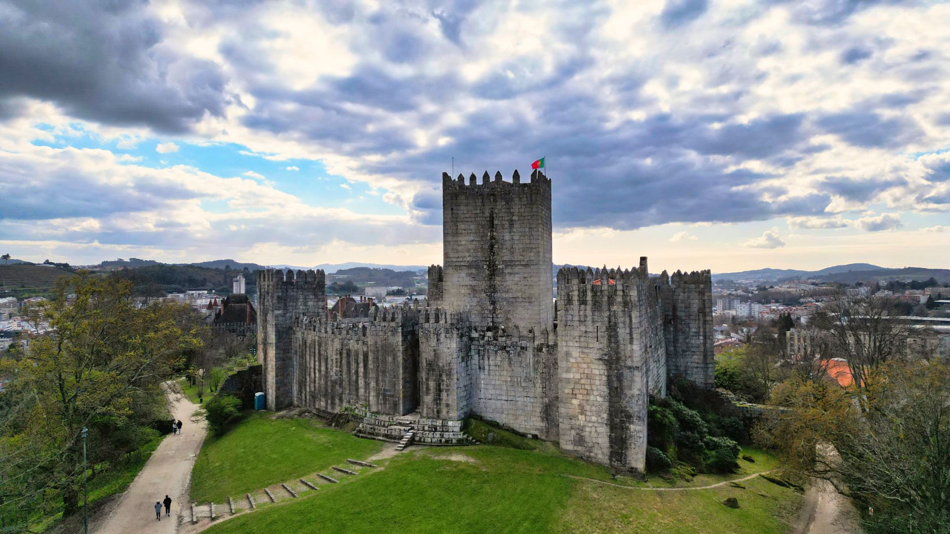 Guimarães & Braga Small Group Tour with Lunch and All Tickets Included - Photo 17