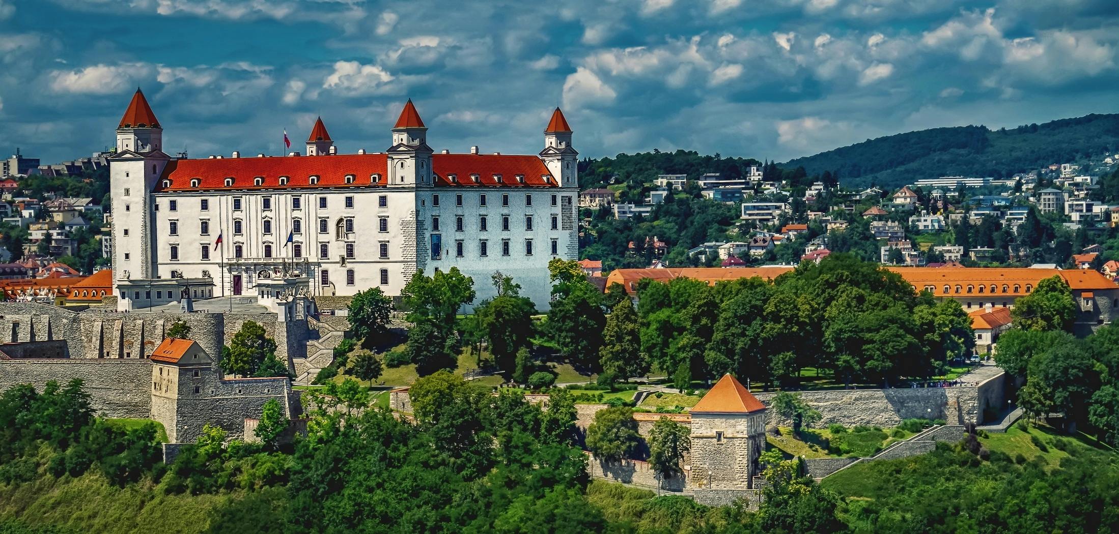 La encantadora Bratislava: tour privado de día completo desde Budapest - Foto 2