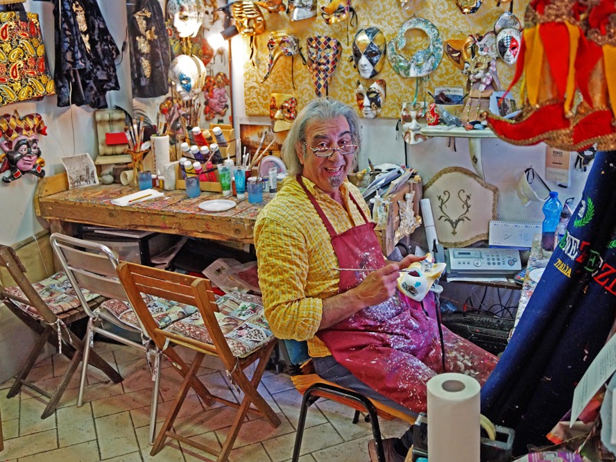 Creative Artisan Mask Decoration Workshop - Photo 2