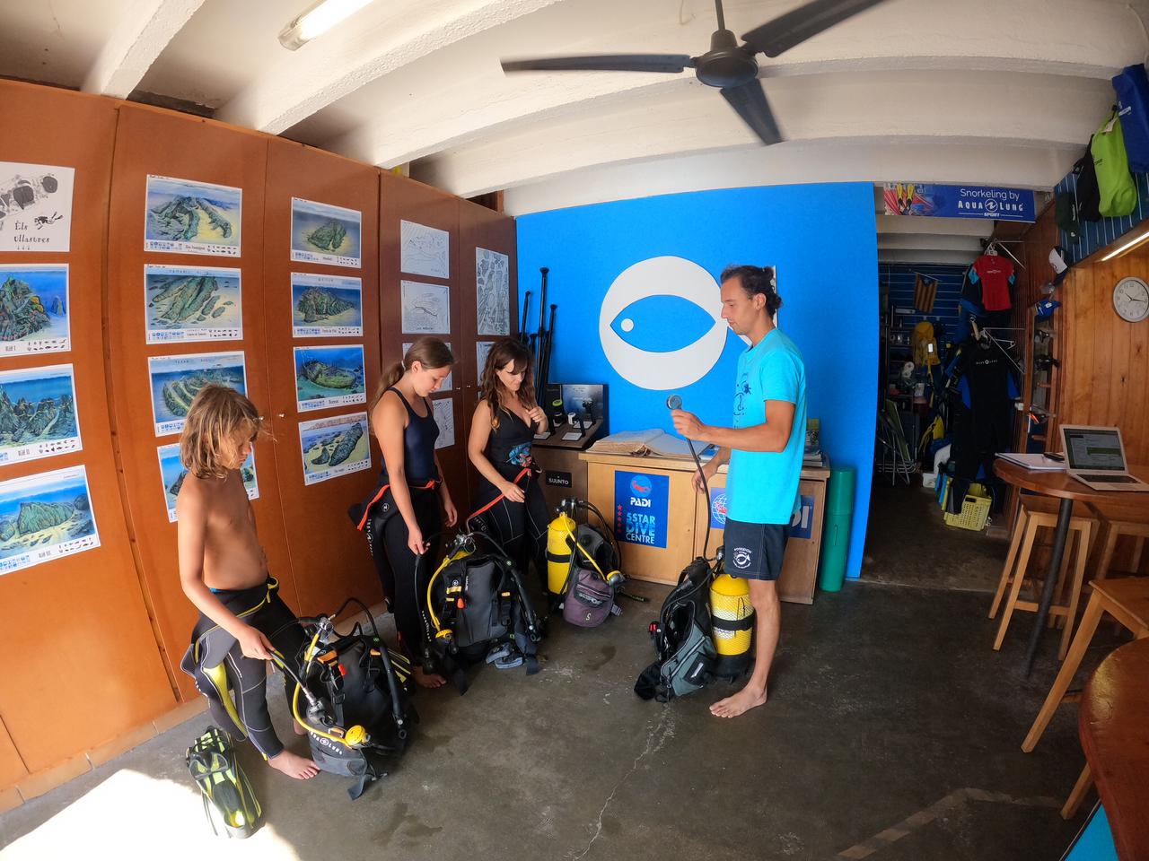 PADI Open Water Diver - First diving title - Photo 10
