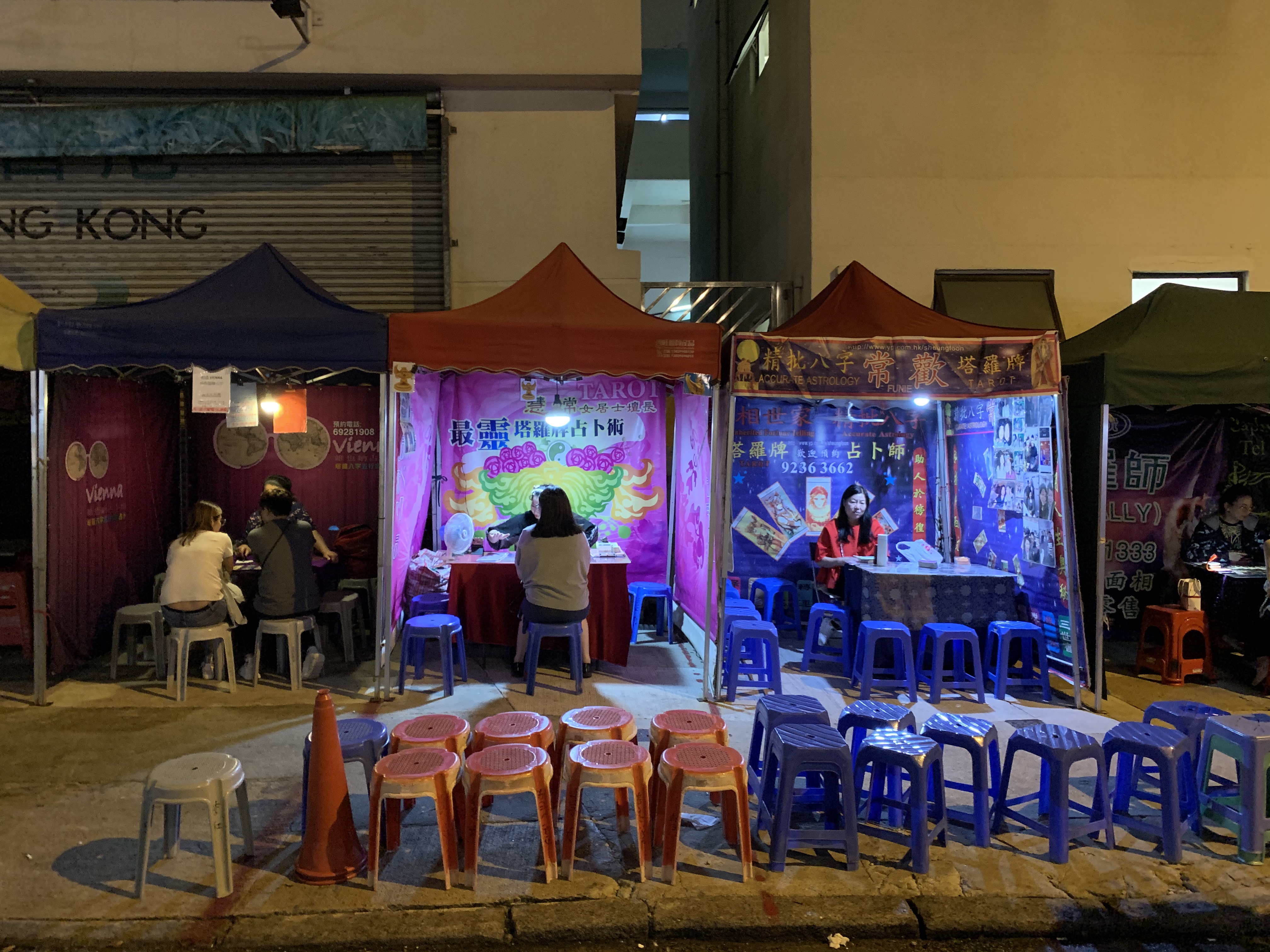 Hong Kong Night Guided Tour in Private Service - Accommodations in Hong Kong