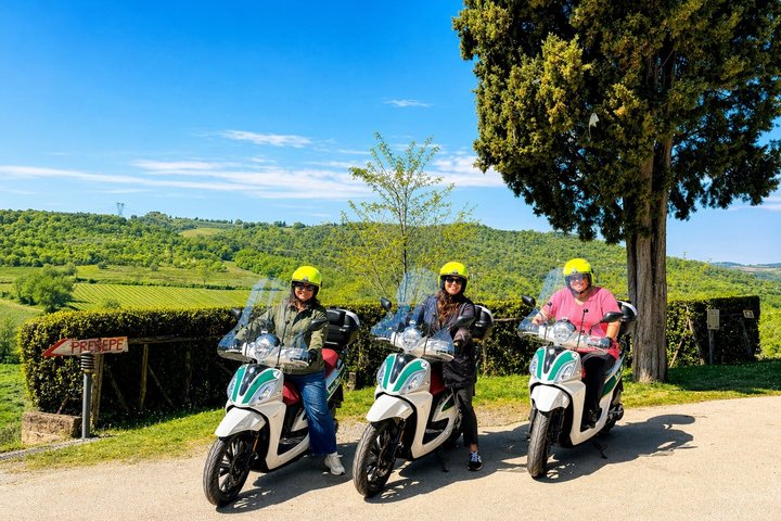 Tuscany Vespa Tour with Winery Lunch & Wine Tasting in Chianti - Photo 5