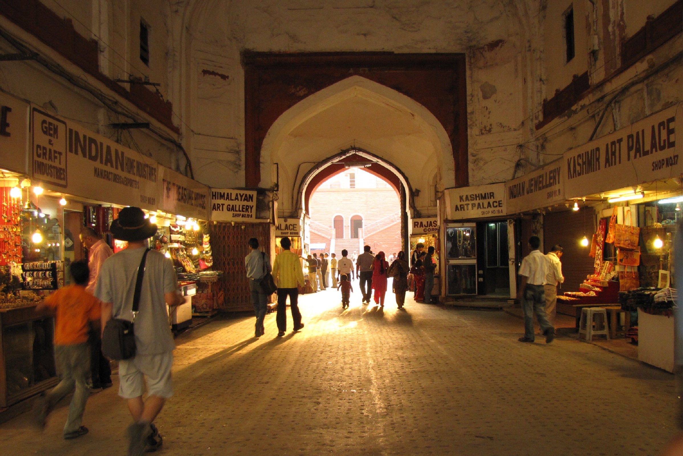 Bustling Markets of Delhi (Guided Half Day Shopping Tour) - Photo 6