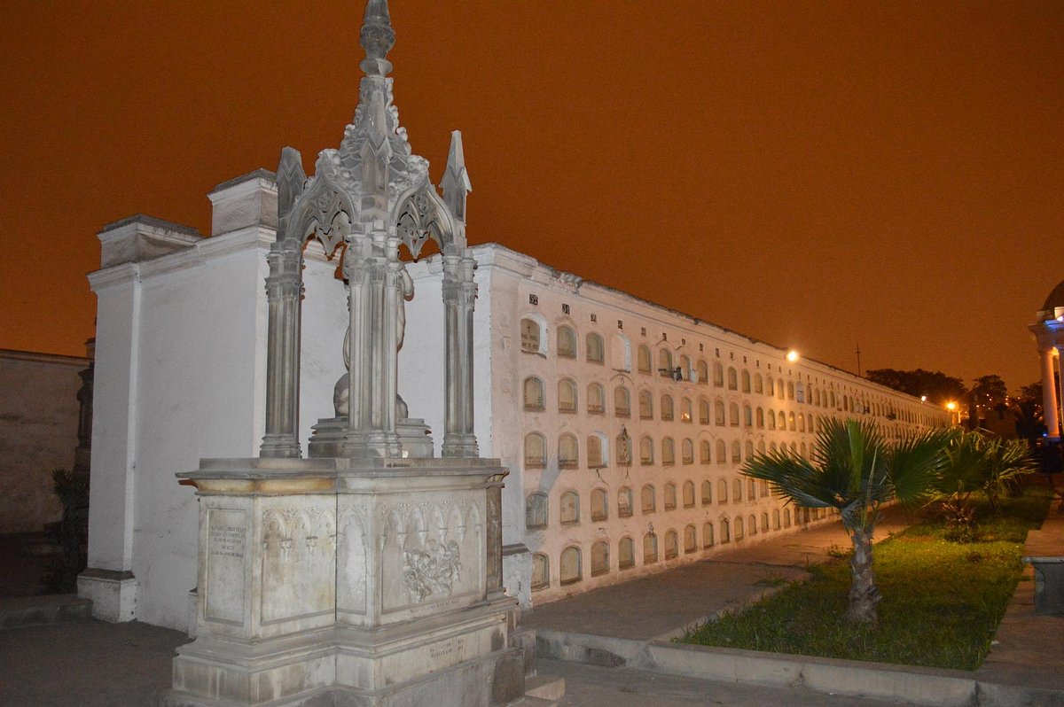 Lim-26 : Tour Nocturno Presbítero Maestro - Cementerio del Terror - Foto 5