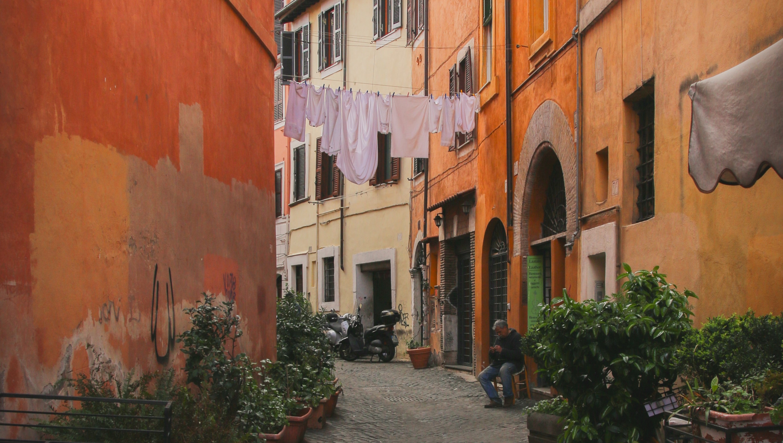 Rome’s Jewish Ghetto & Ancient Trastevere: 2-Hour Historical Walking Tour – photo 6