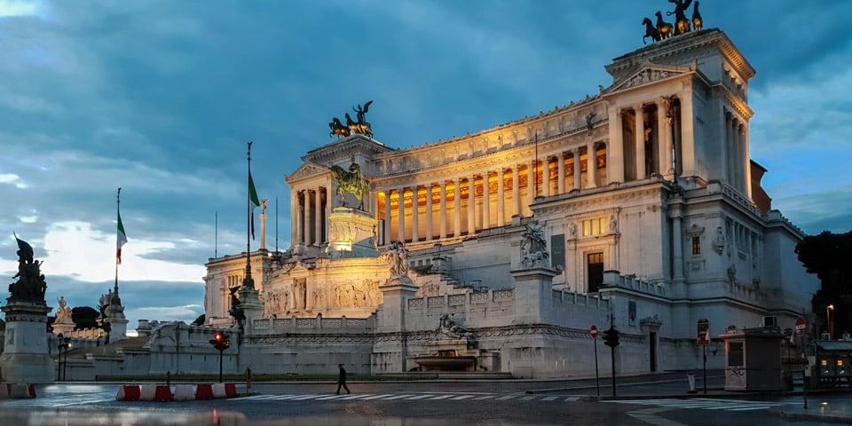 Rome: Vittoriano Monument Rooftop Views & Palazzo Venezia – photo 5