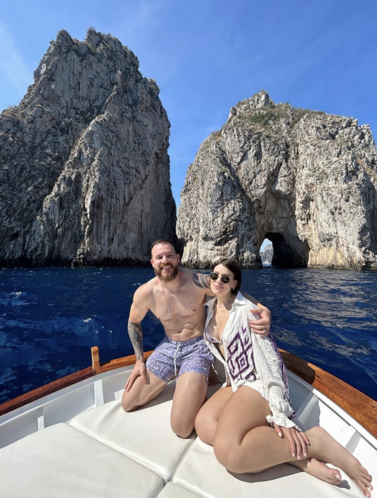 Capri Boat Experience: Faraglioni, Caves, Swim, Limoncello & Snacks - Photo 15