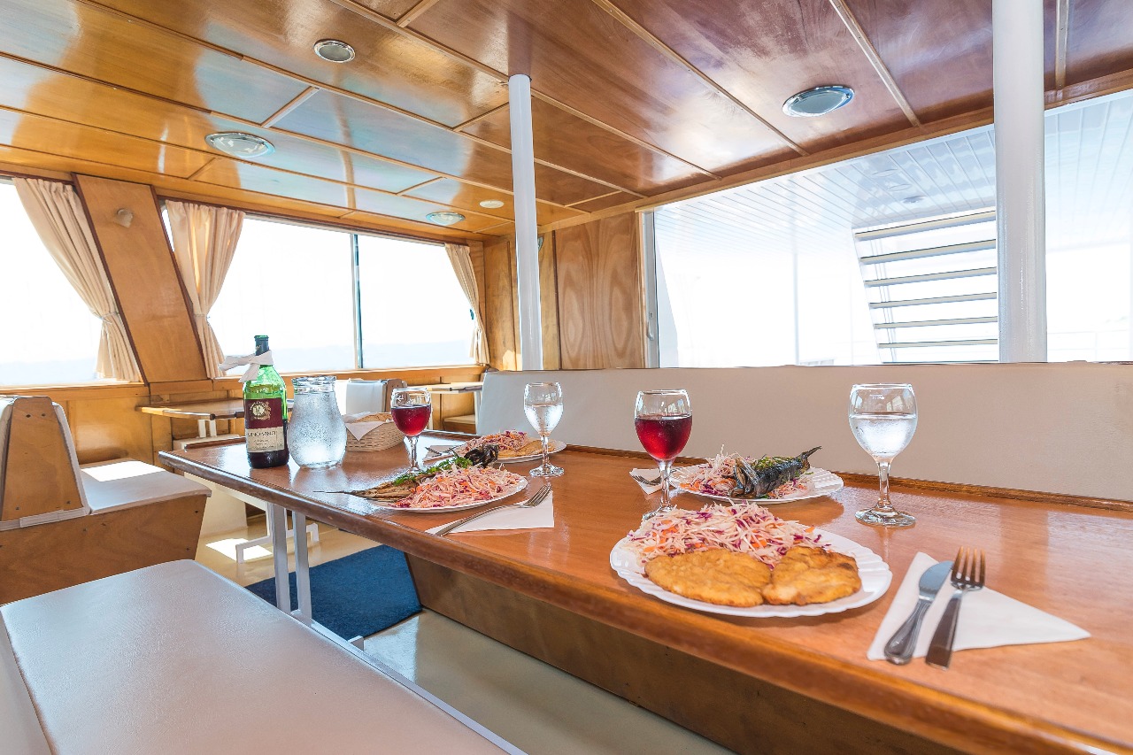 Full Day Boat Tour to Bol Zlatni Rat (Brac Island) from Omis - Photo 4