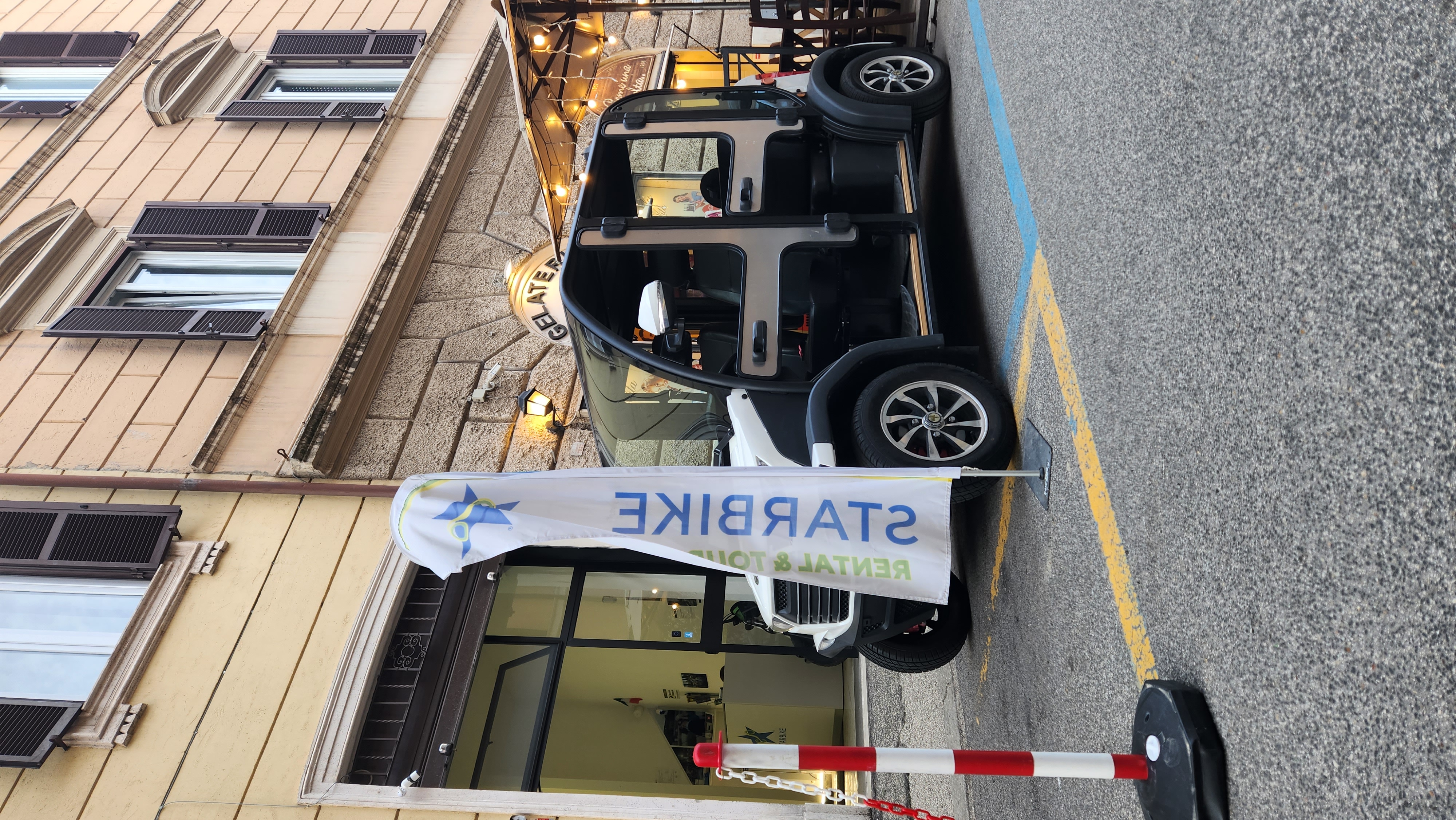 PRIVATE Golf Cart Tour of Rome City Center | Upgrade option available: Catacombs Visit - Photo 5