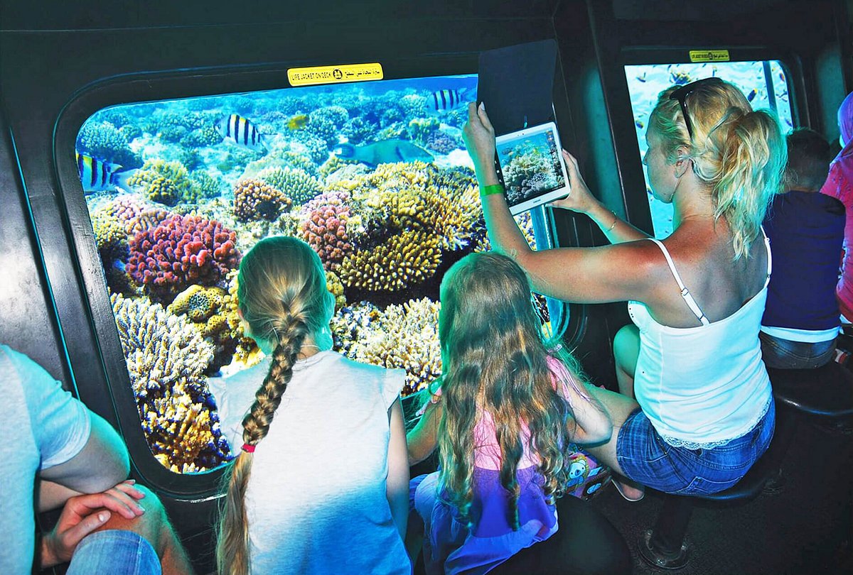 Alcance del Mar Real Premium | Tour Halb-U-Boot-Erlebnis y Korallenriff en Hurghada