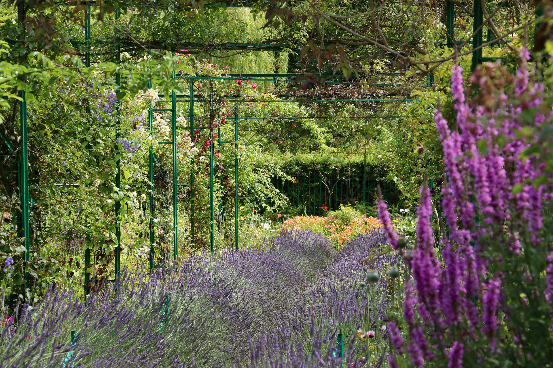 3-day Private D-Day, Giverny, Honfleur, Rouen, Mont Saint-Michel Trip by Minivan. - Photo 60