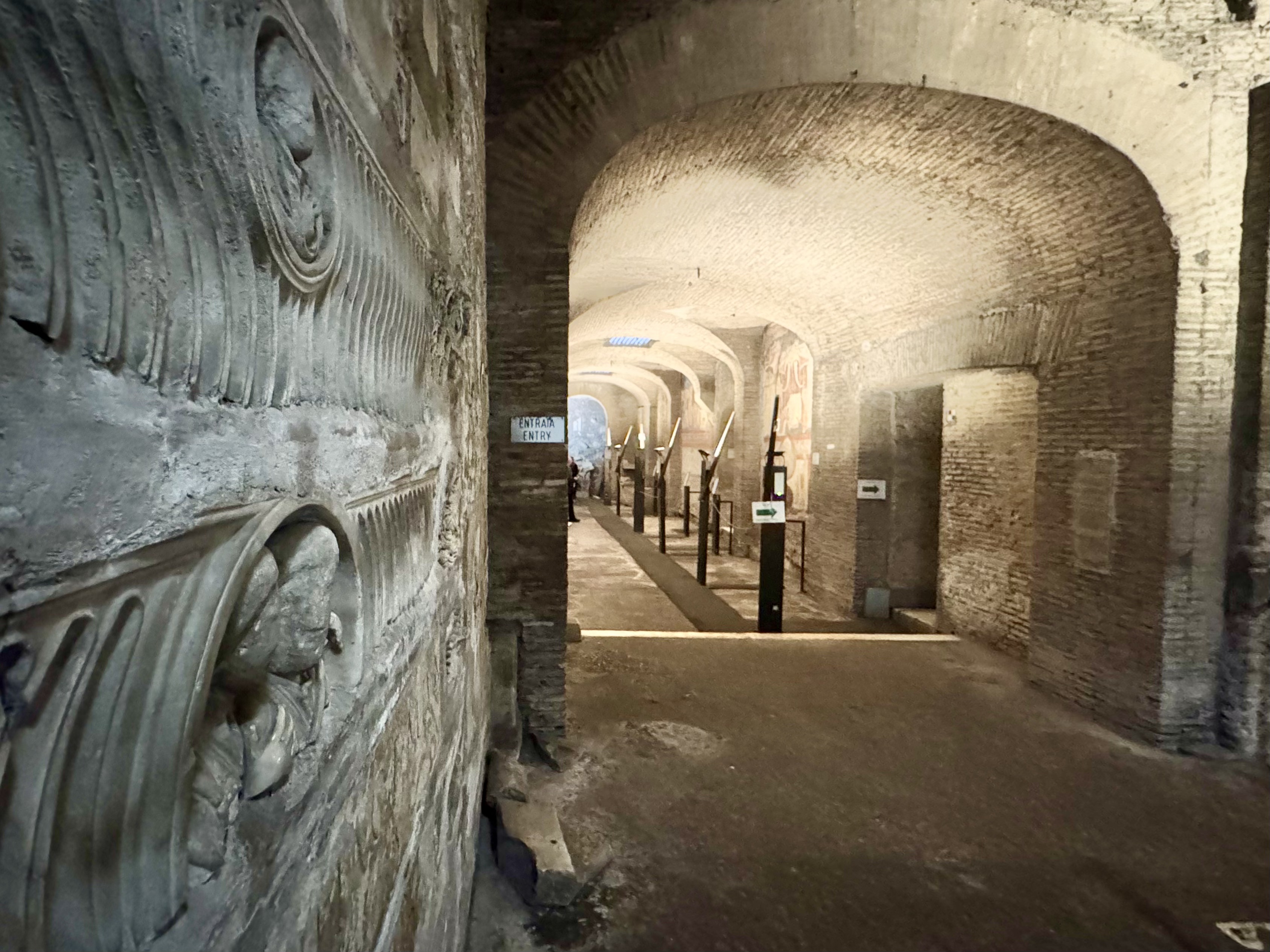 Roma Yeraltı San Clemente Bazilikası Özel Turu ve Biletleri Sırasız