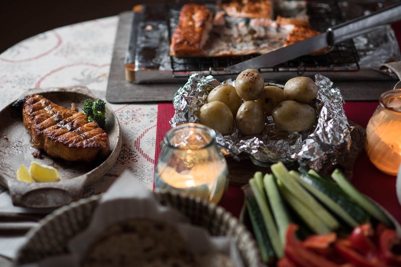 The Best of Lapland : Sauna, ice swimming, Dinner & Northern Lights – Image 4 | WeShare