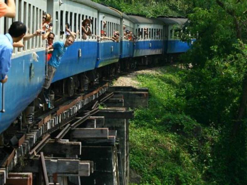 BANGKOK-KANCHANABURI: Únase al tour Día completo El puente sobre el río Kwai + Tren con almuerzo - Foto 3