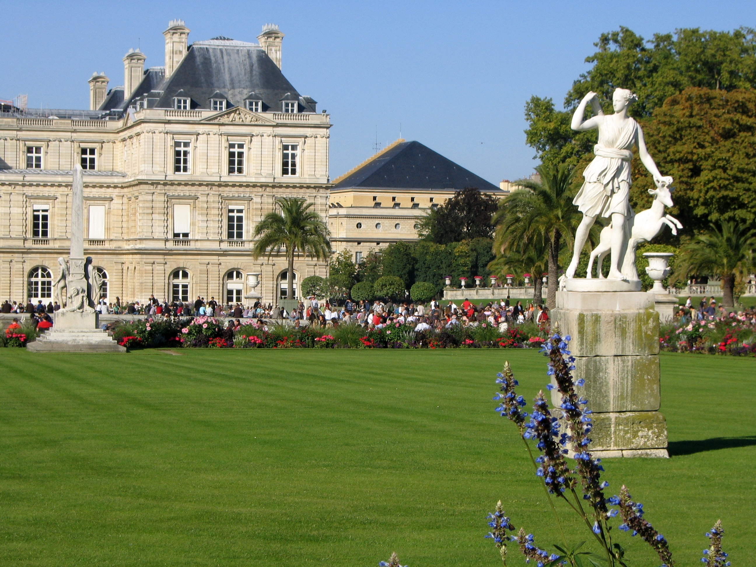 Stroll in the Luxembourg Garden - Photo 4