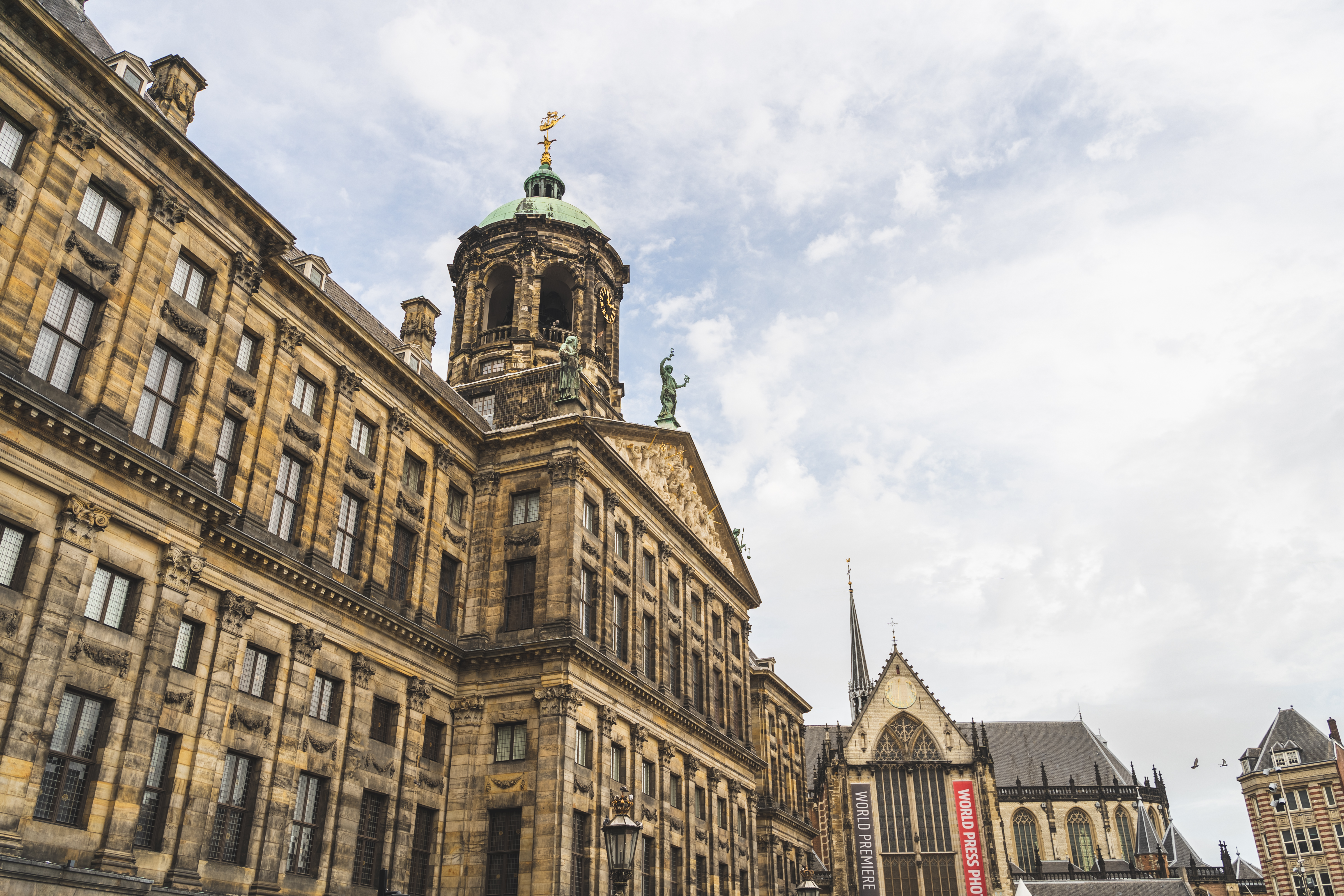 Amsterdam Semi-Private Walking Tour & Pankacke Tasting - Accommodations in Ámsterdam