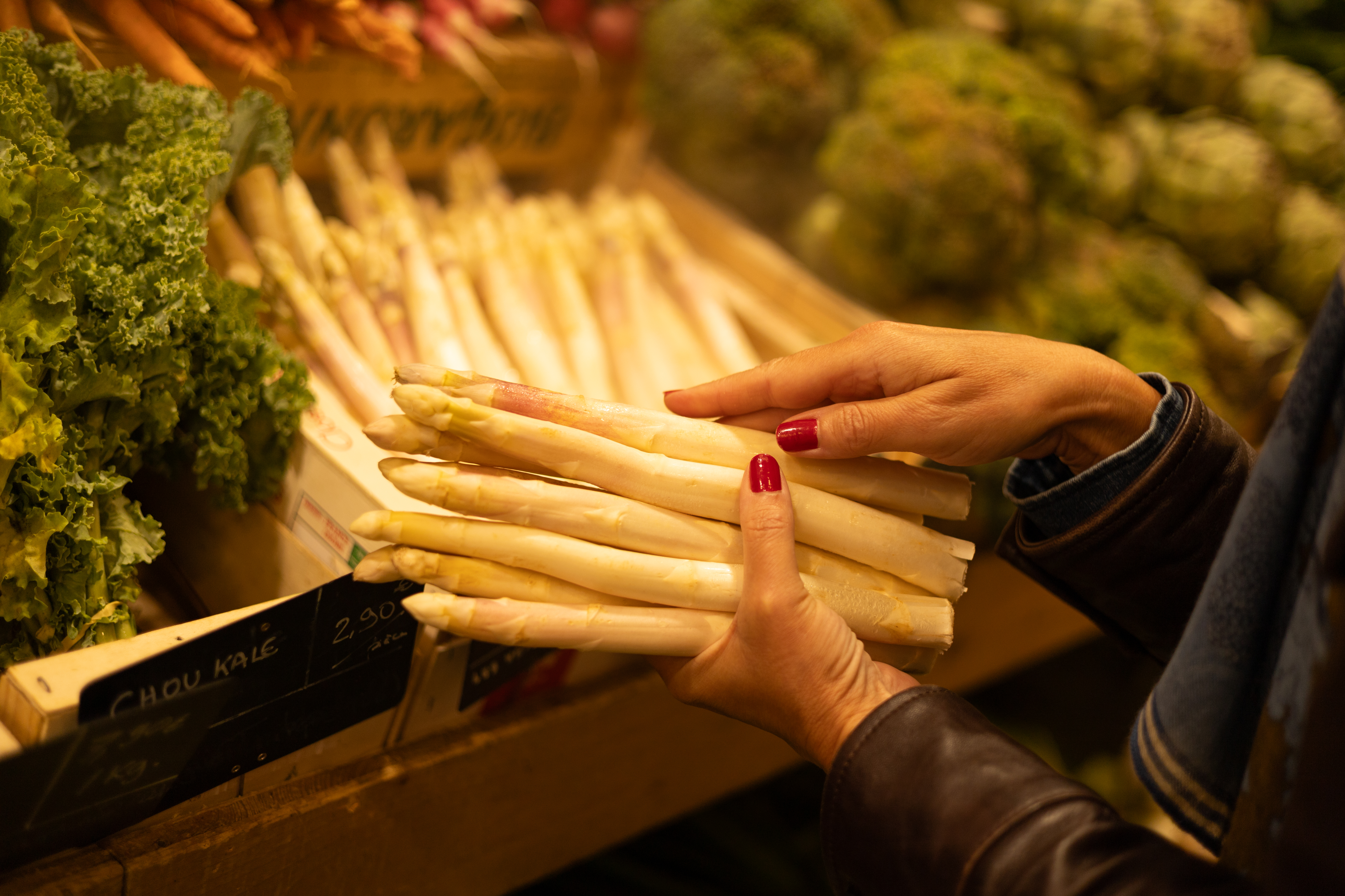 Traditional Christmas Dinner Cooking Class with Market Visit – Image 4 | WeShare