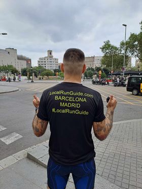 Running tour  - Highlights of Barcelona - La Sagrada Familia, Gothic Quarter, Casa Mila and more - Photo 14