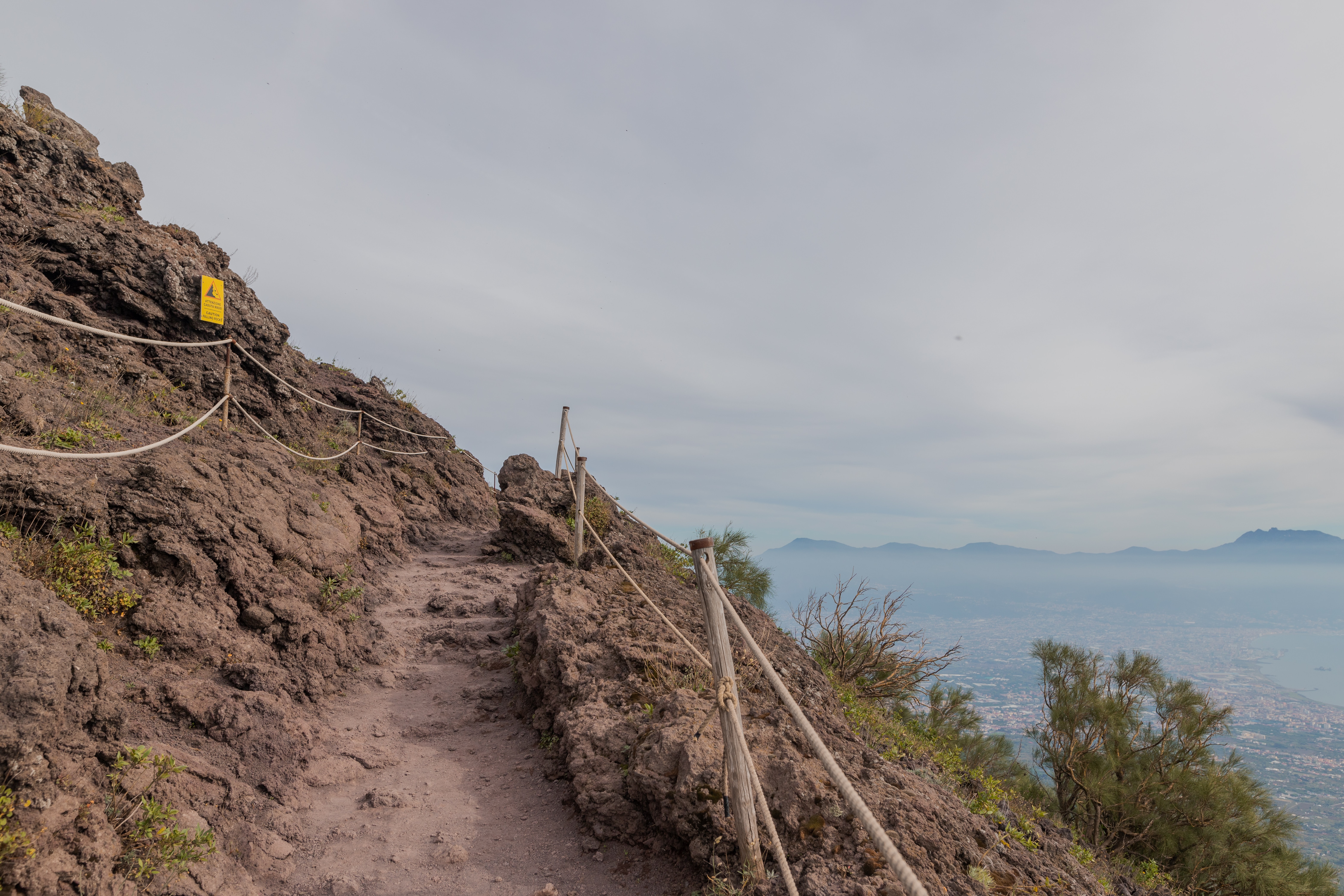 Mount Vesuvius crater tour with lunch at a vineyard - Photo 7