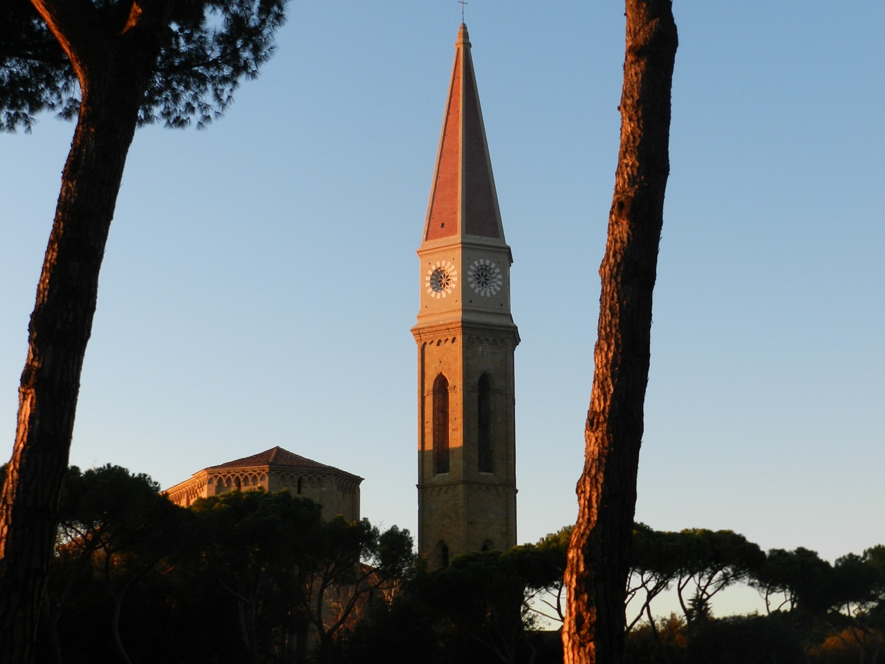 Private Full Day Tour to Arezzo & Cortona: Art, History & Tuscan Charm - Photo 11