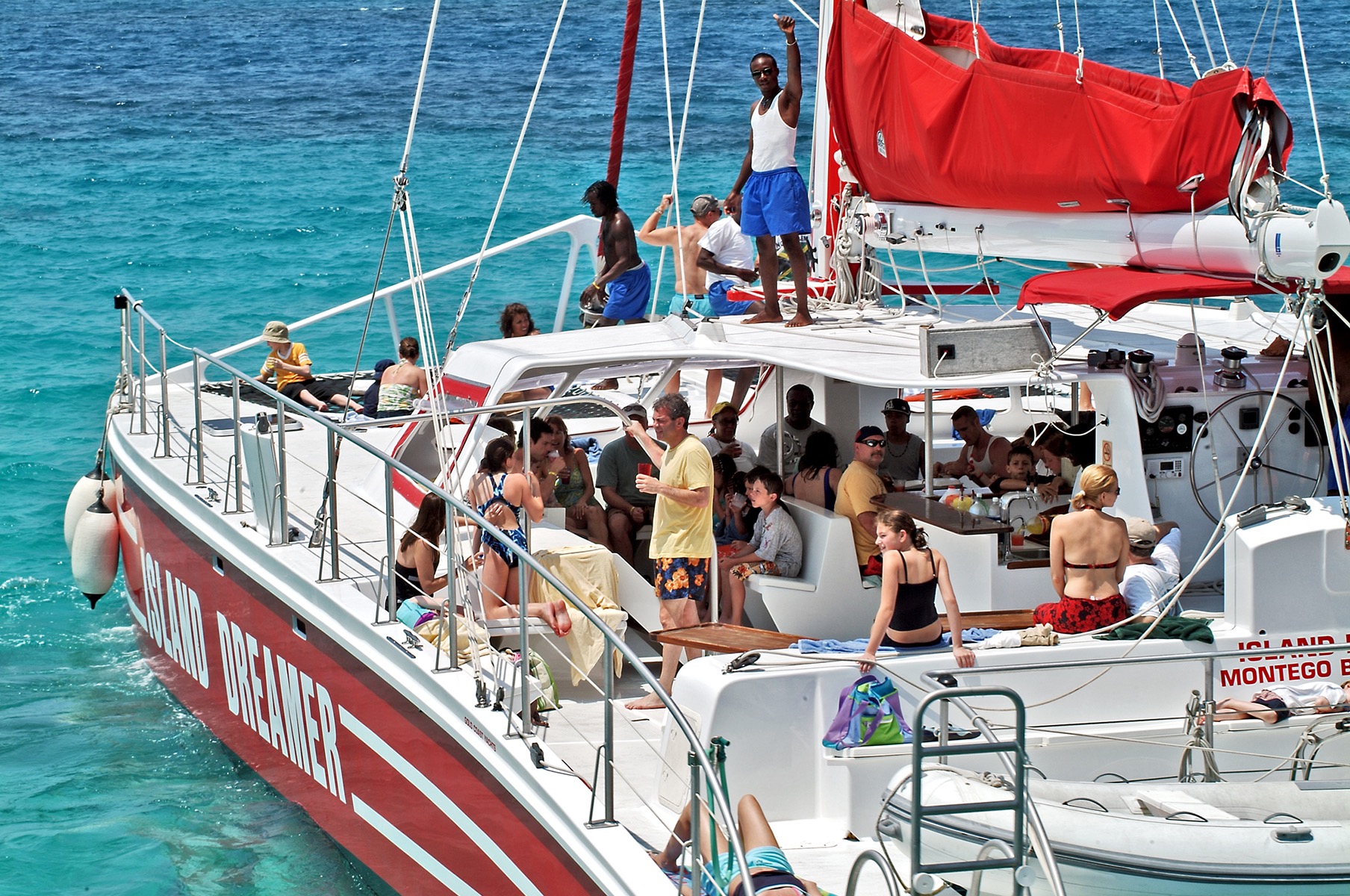 Crucero en catamarán por Negril: navegue por la impresionante costa de Jamaica