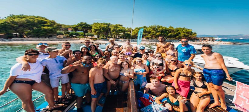 Blue Lagoon tour from Trogir with Lunch and Drinks All Inclusive - Photo 3