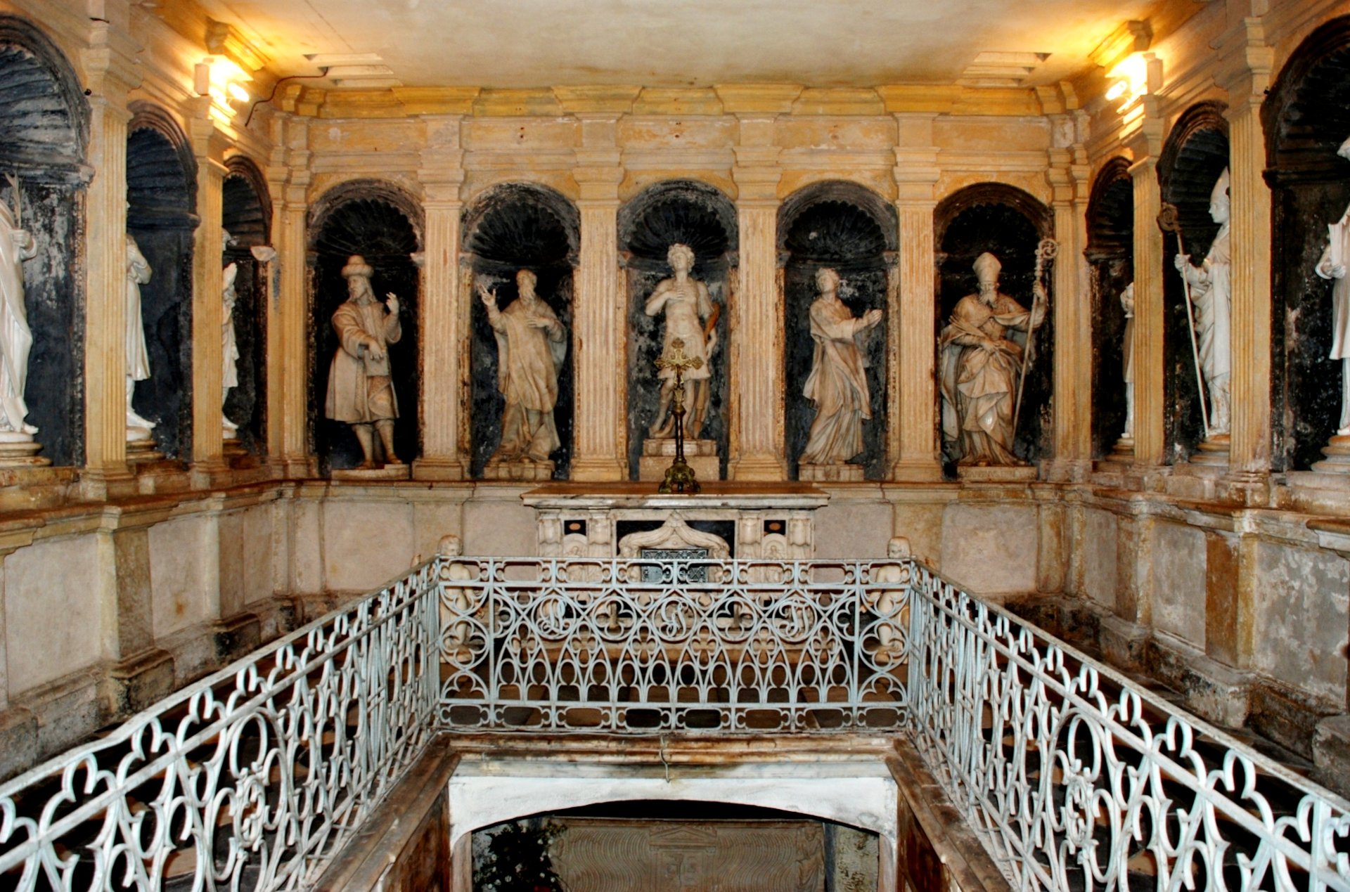 Porto Torres: discover the Basilica of San Gavino with audio guides - Photo 4