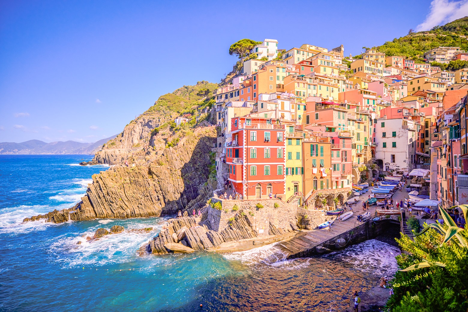 Scent of the Sea: Cinque Terre Park Full Day Trip from Florence – Image 1 | WeShare