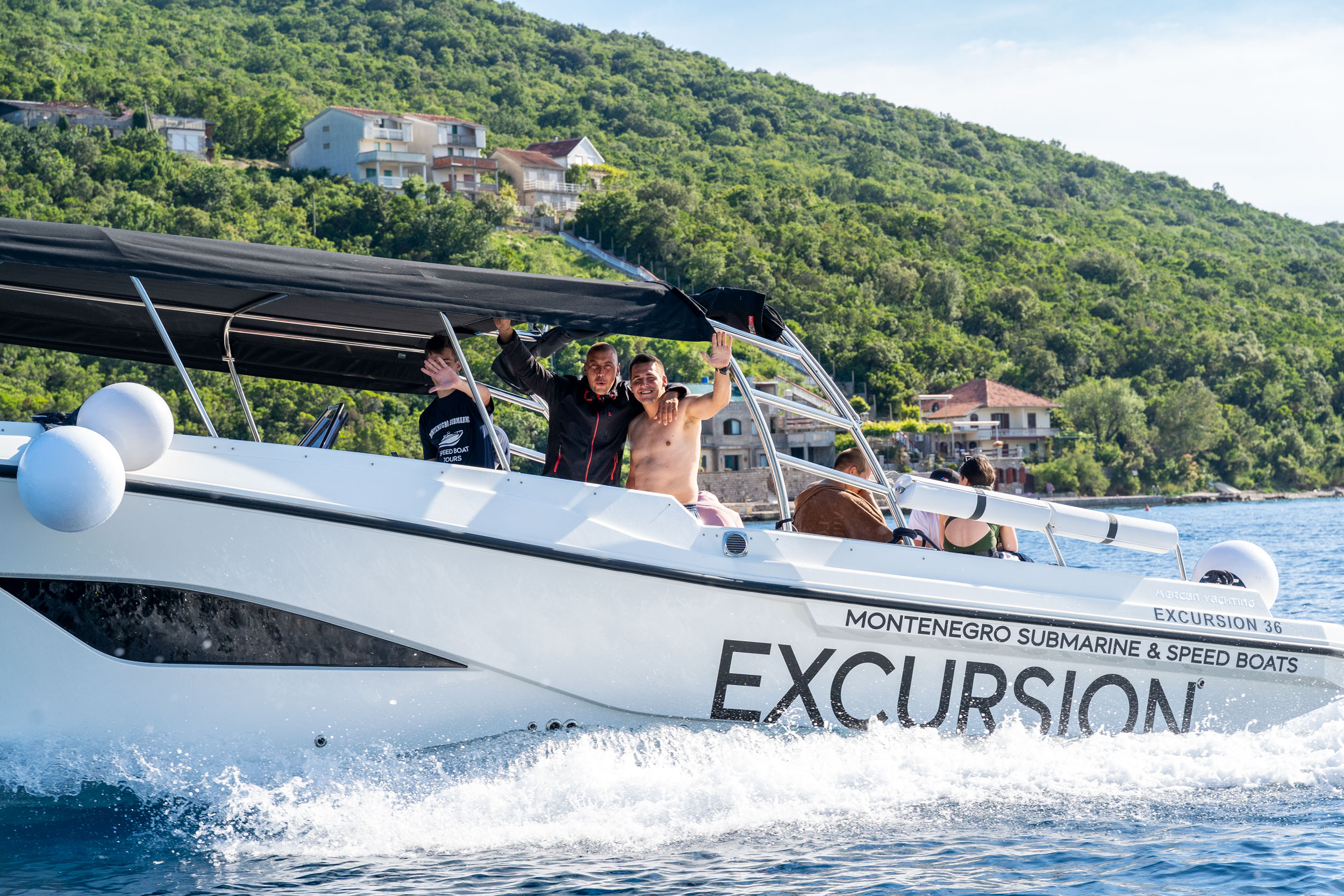 Rent a boat Up to 20 persons