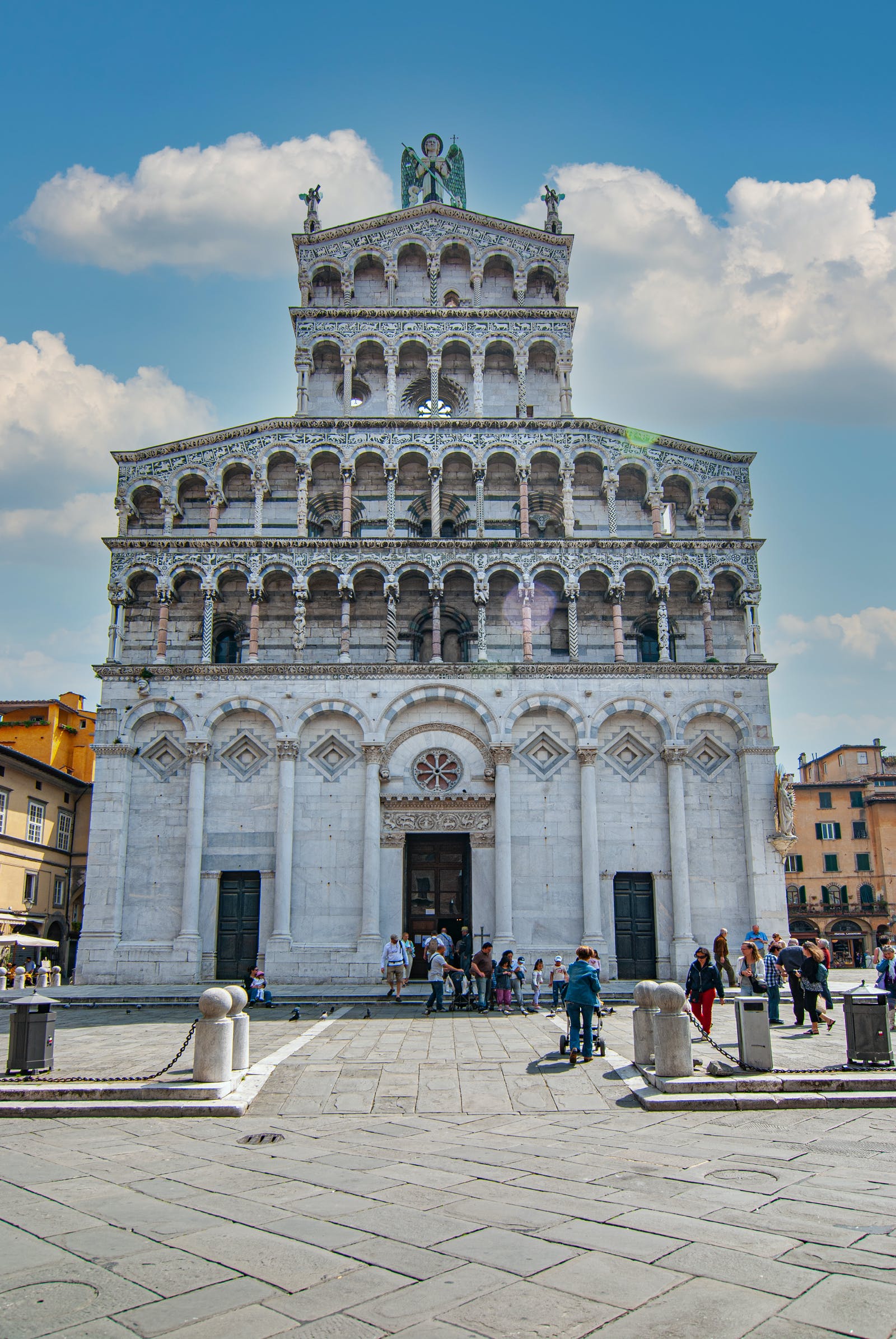 Lucca Walking Tour - Photo 3