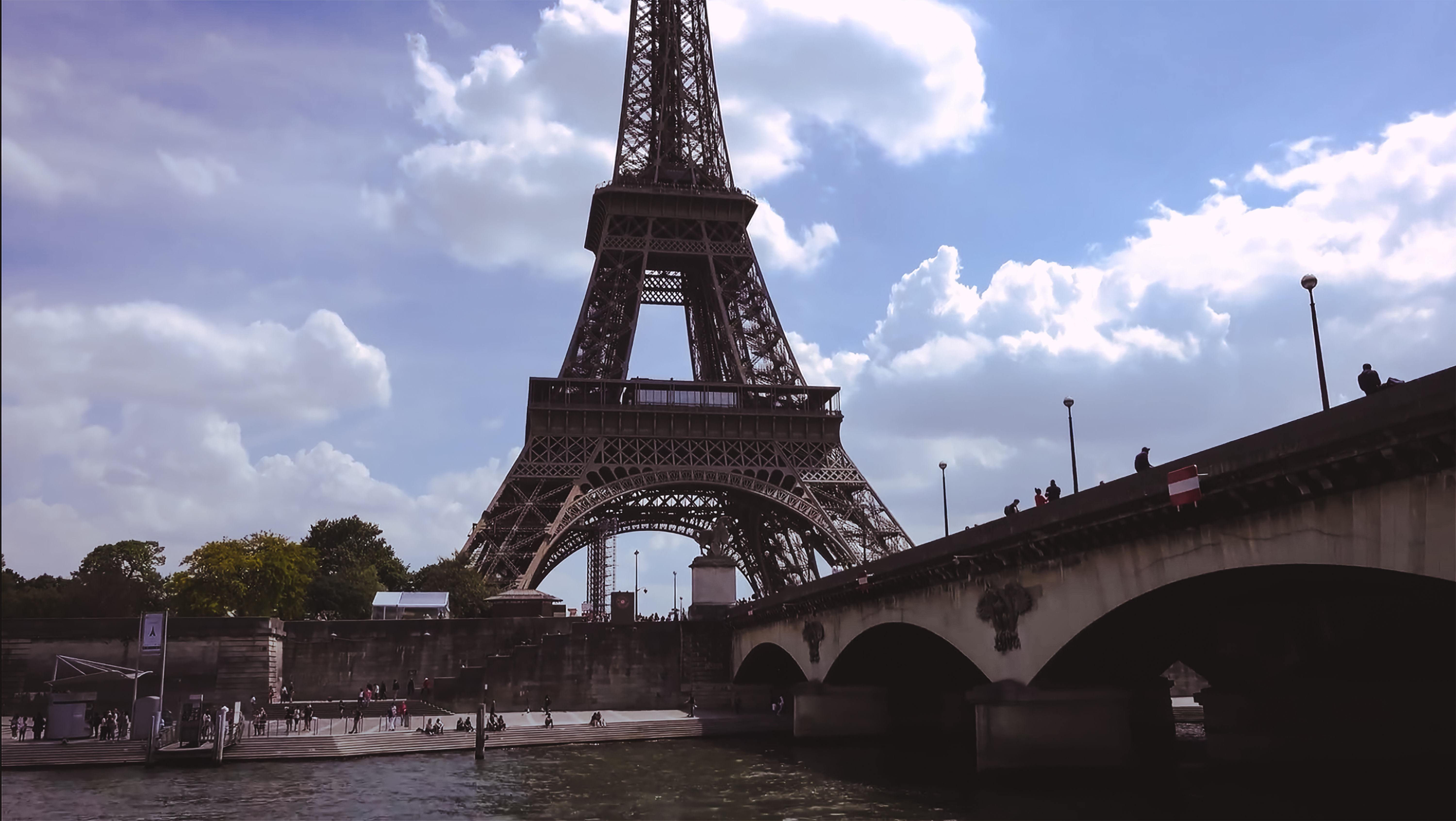 Seine River Cruise (Optional Eiffel Tower by Elevator) – Image 3 | WeShare