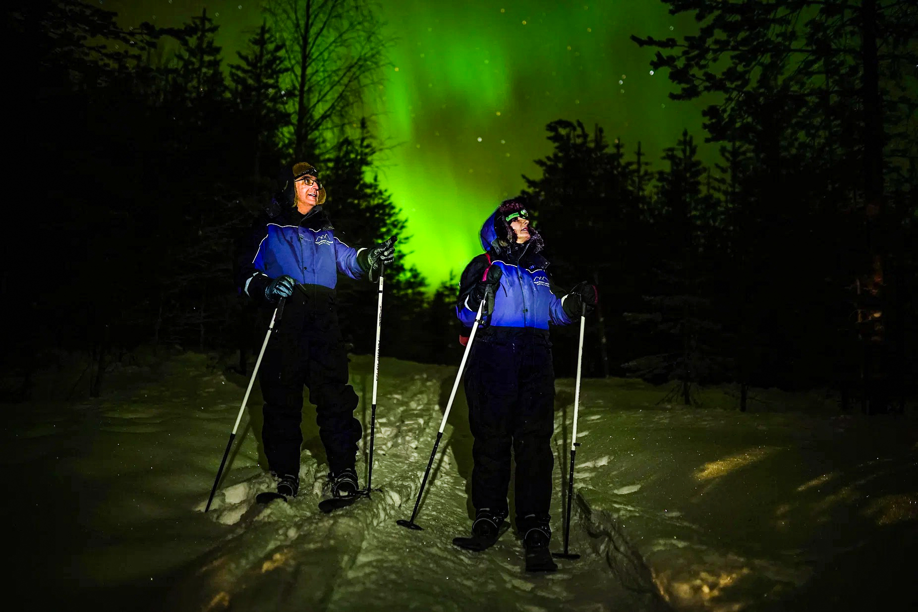 Ski Trekking under the Northern Lights – Image 1 | WeShare