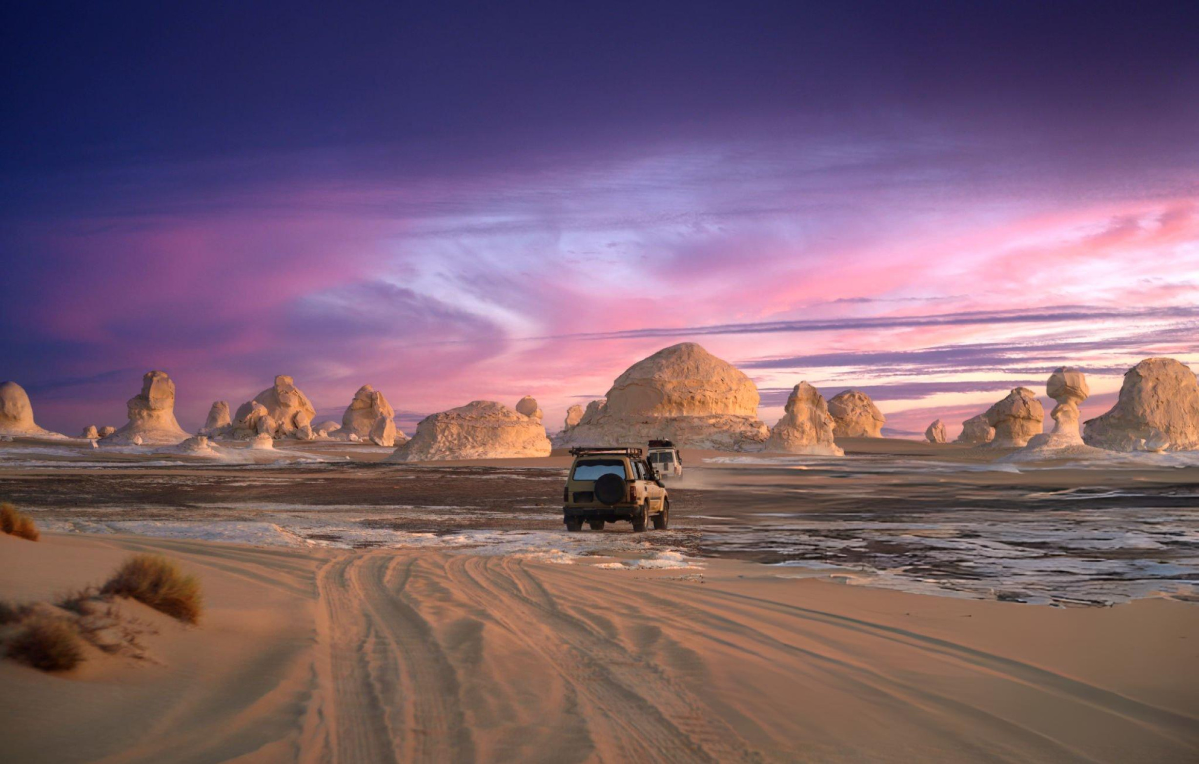 2-Days White & Black Desert Safari and Camping from Cairo 2-Days White & Black Desert Safari and Camping from Cairo