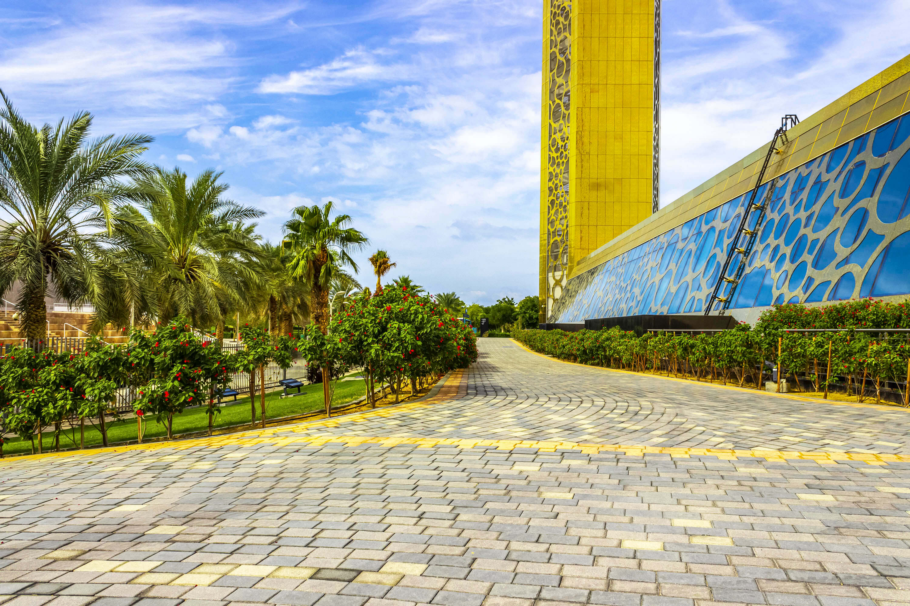 Dubai Frame Tour with Audio Guide
