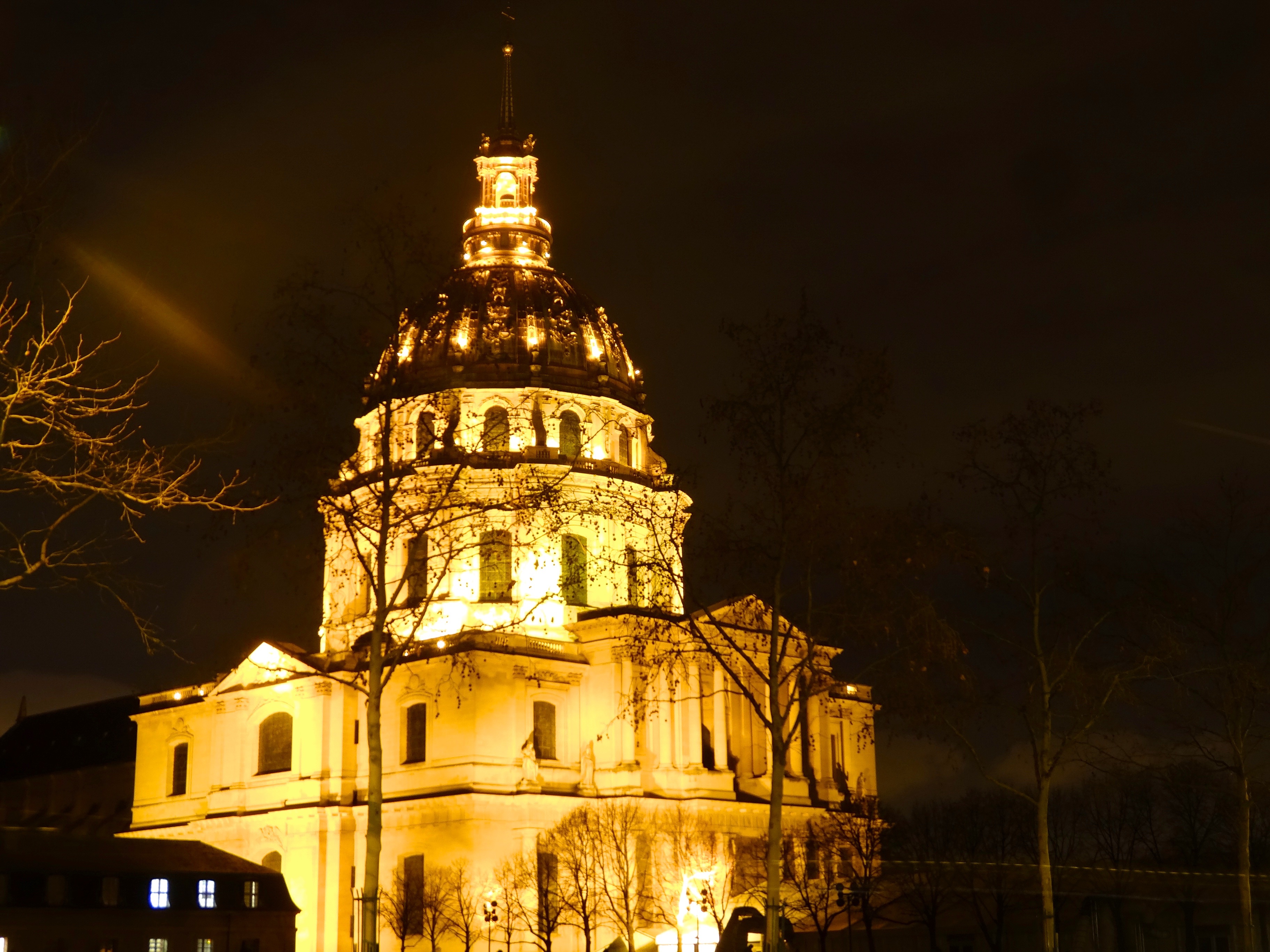 PRIVATE PARIS BY NIGHT >> Illumination Tour - Photo 9